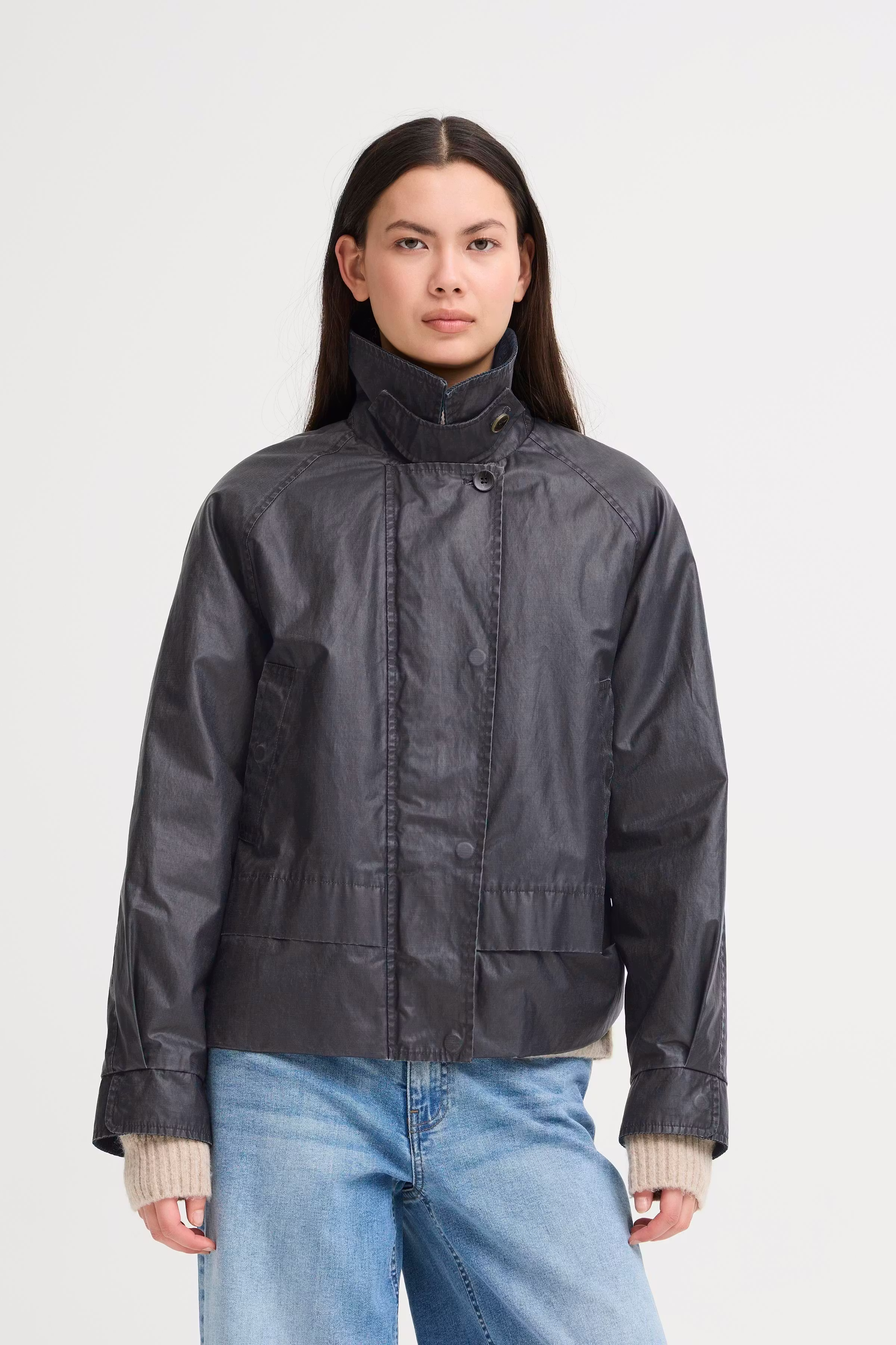 IHGANILO Yttertøy LOOKBOOK FRONT 20123119-194013