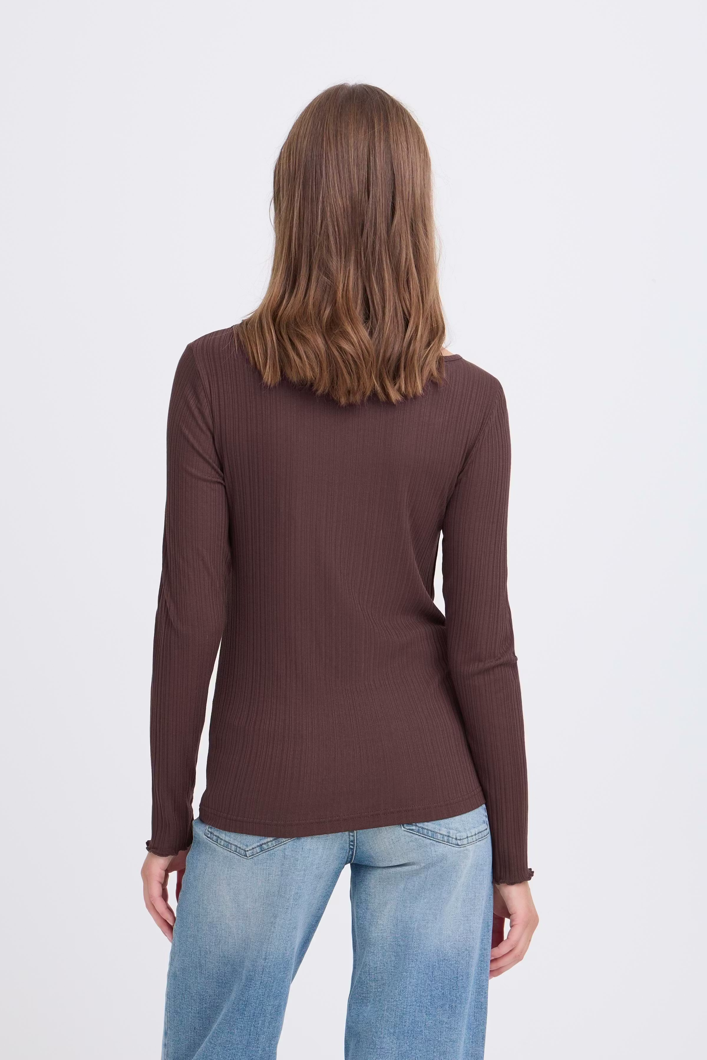 IHCELLA Langermet T-shirt LOOKBOOK BACK 20122819-190915