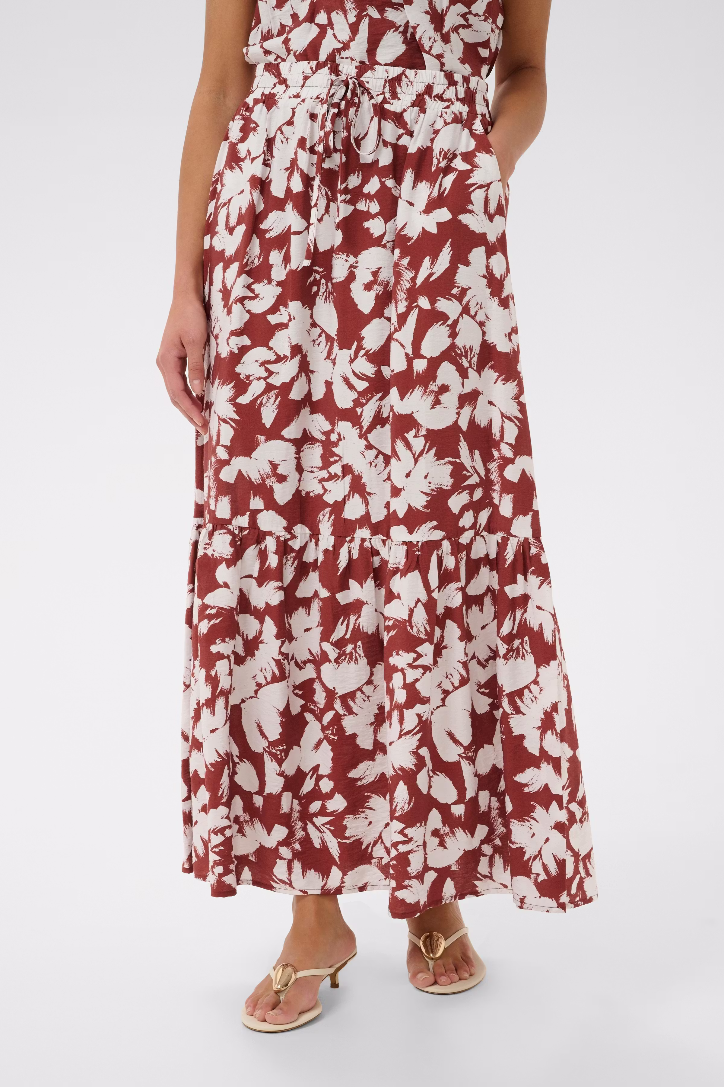 KAevie Skjørt LOOKBOOK FRONT 10511550-109283