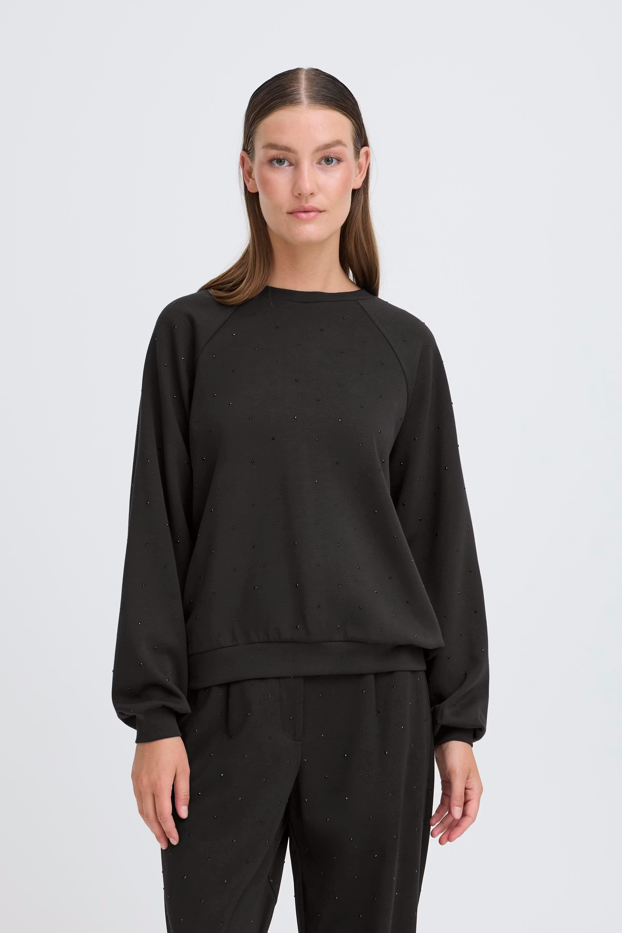 IHAMIAS Sweatshirt LOOKBOOK FRONT 20124881-194008