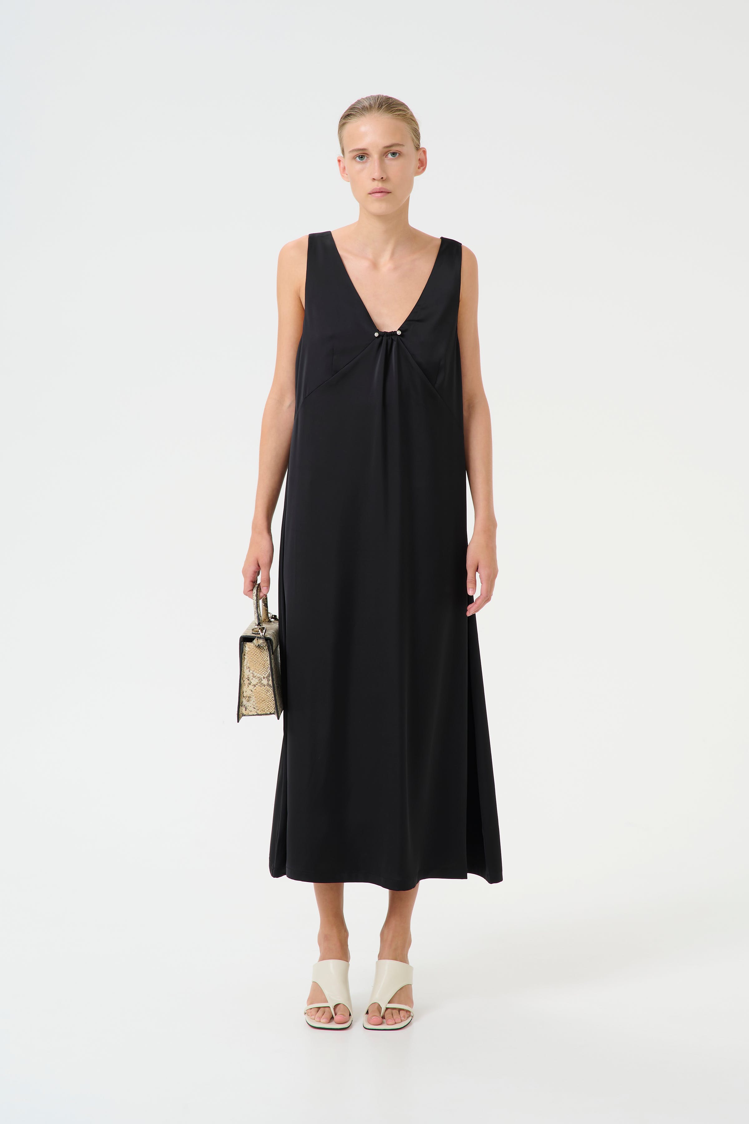 GZjessie Klänning LOOKBOOK FRONT 10910187-100017