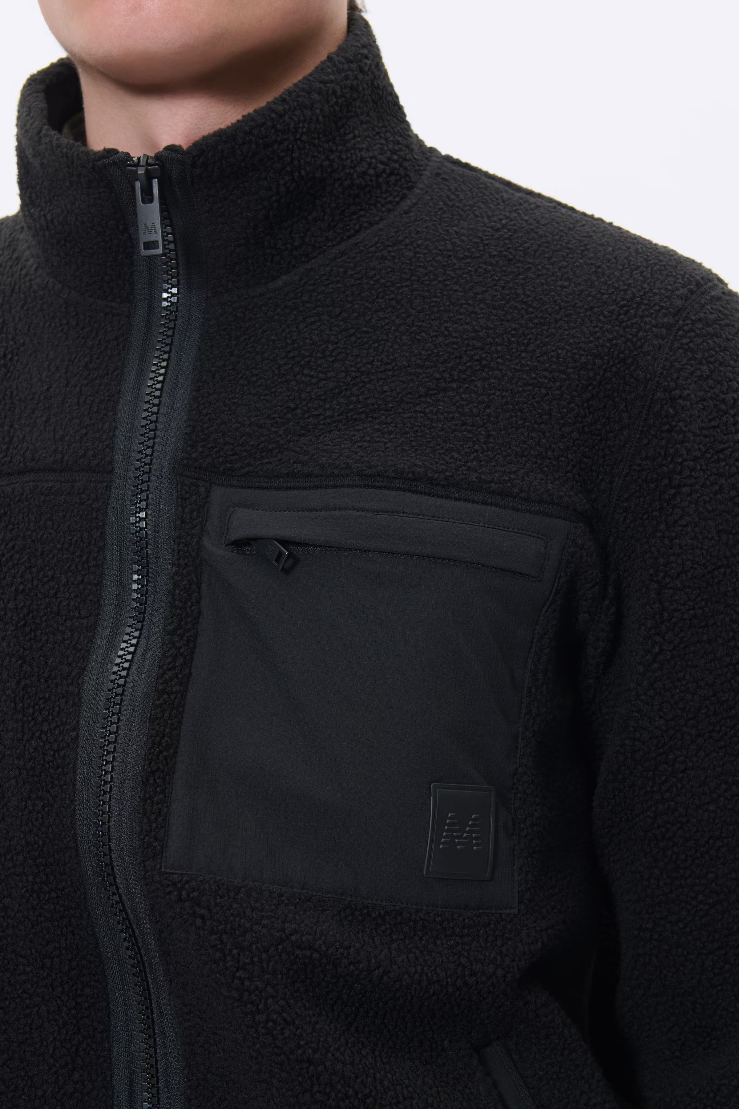 MAisaac Fleece Cardigan LOOKBOOK DETAIL 30206235-300275