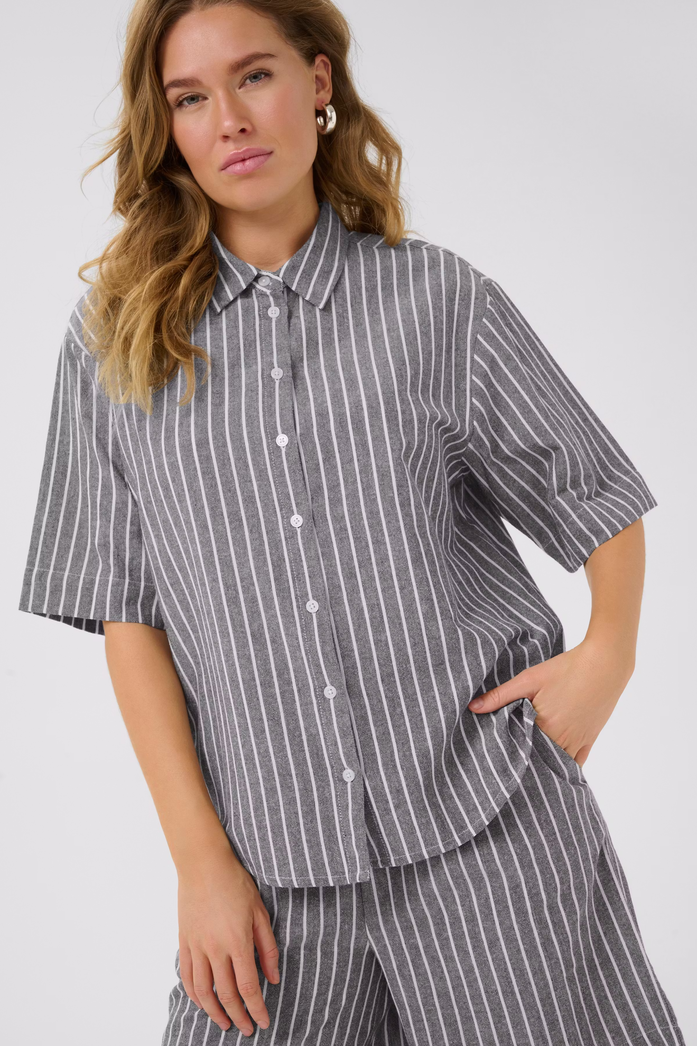 BPmalena Shirt LOOKBOOK DETAIL 10590901-107818B