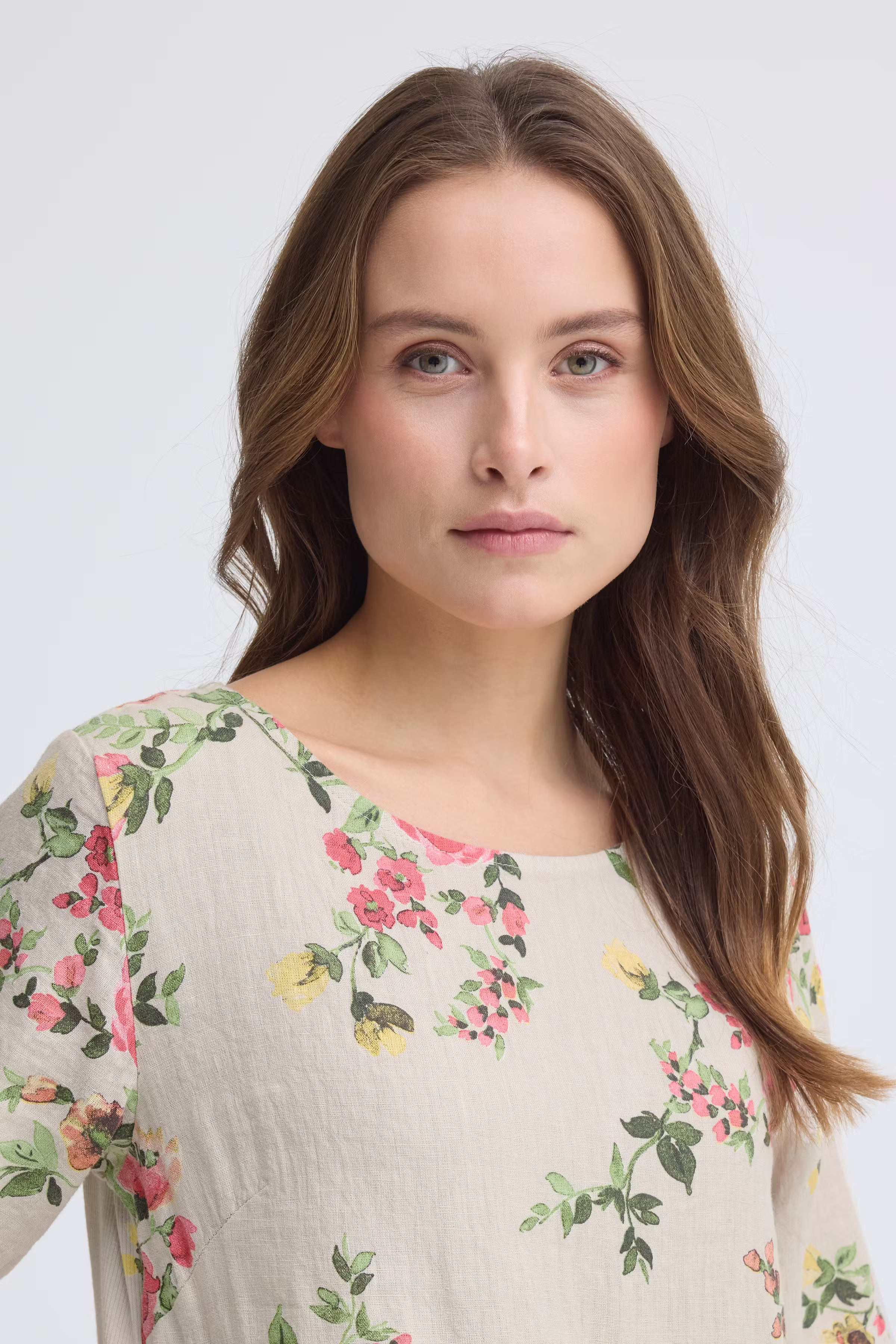 SBTORINA Kjole LOOKBOOK DETAIL 22101159-130907