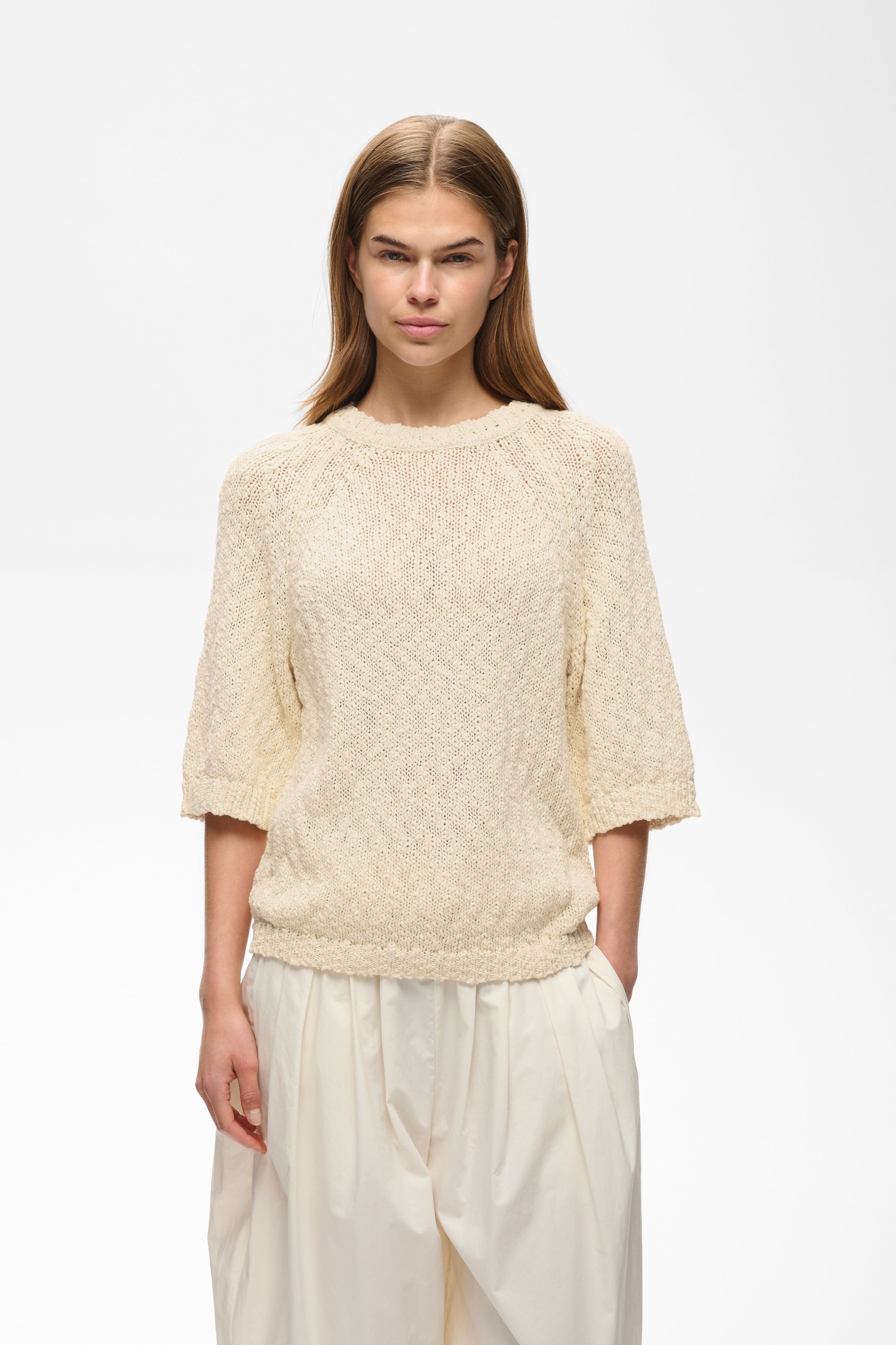 DAFNEIW Pullover LOOKBOOK FRONT 30112672-120601