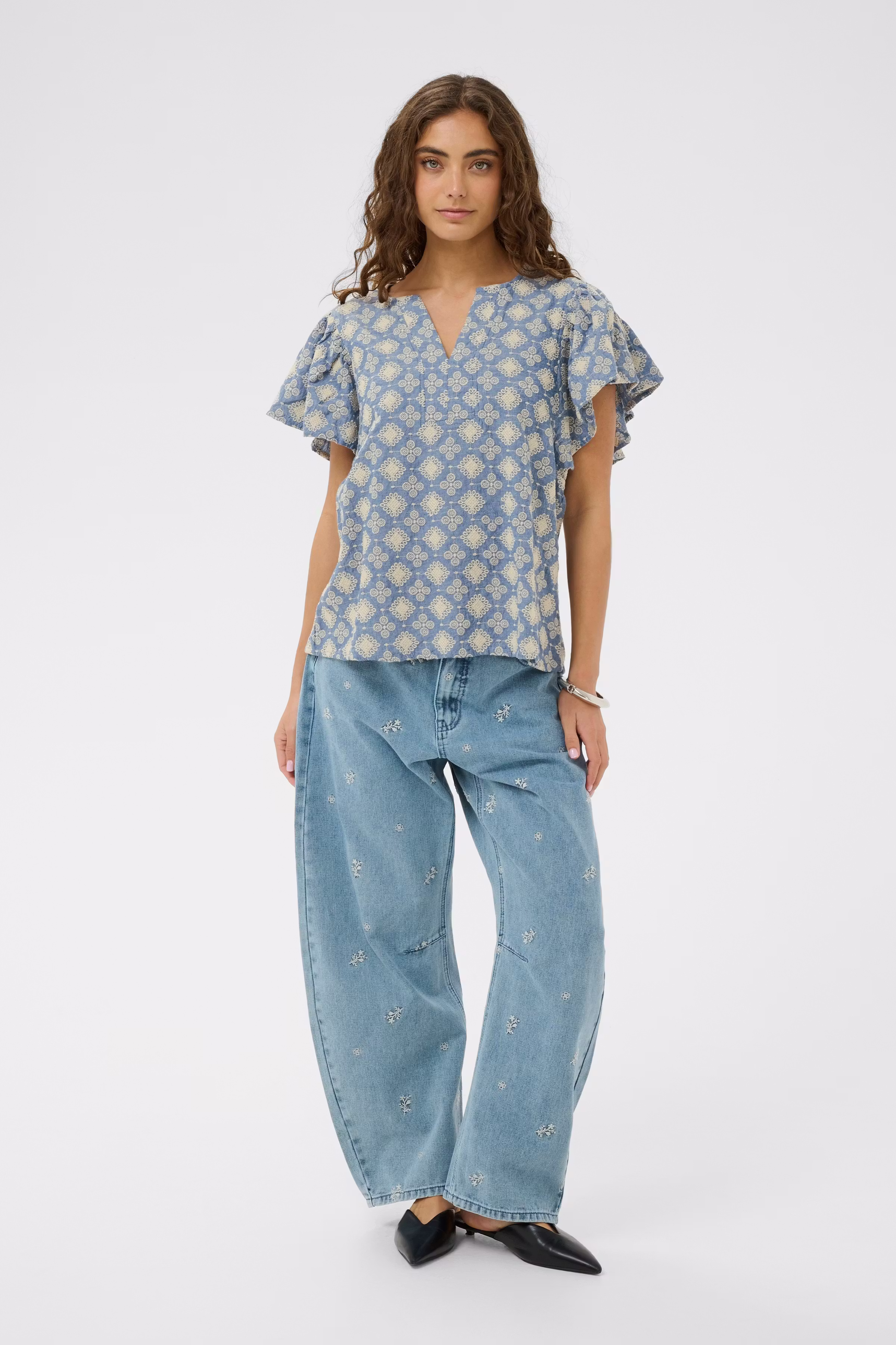 CUjustin Bluse LOOKBOOK FRONT 50113037-109400