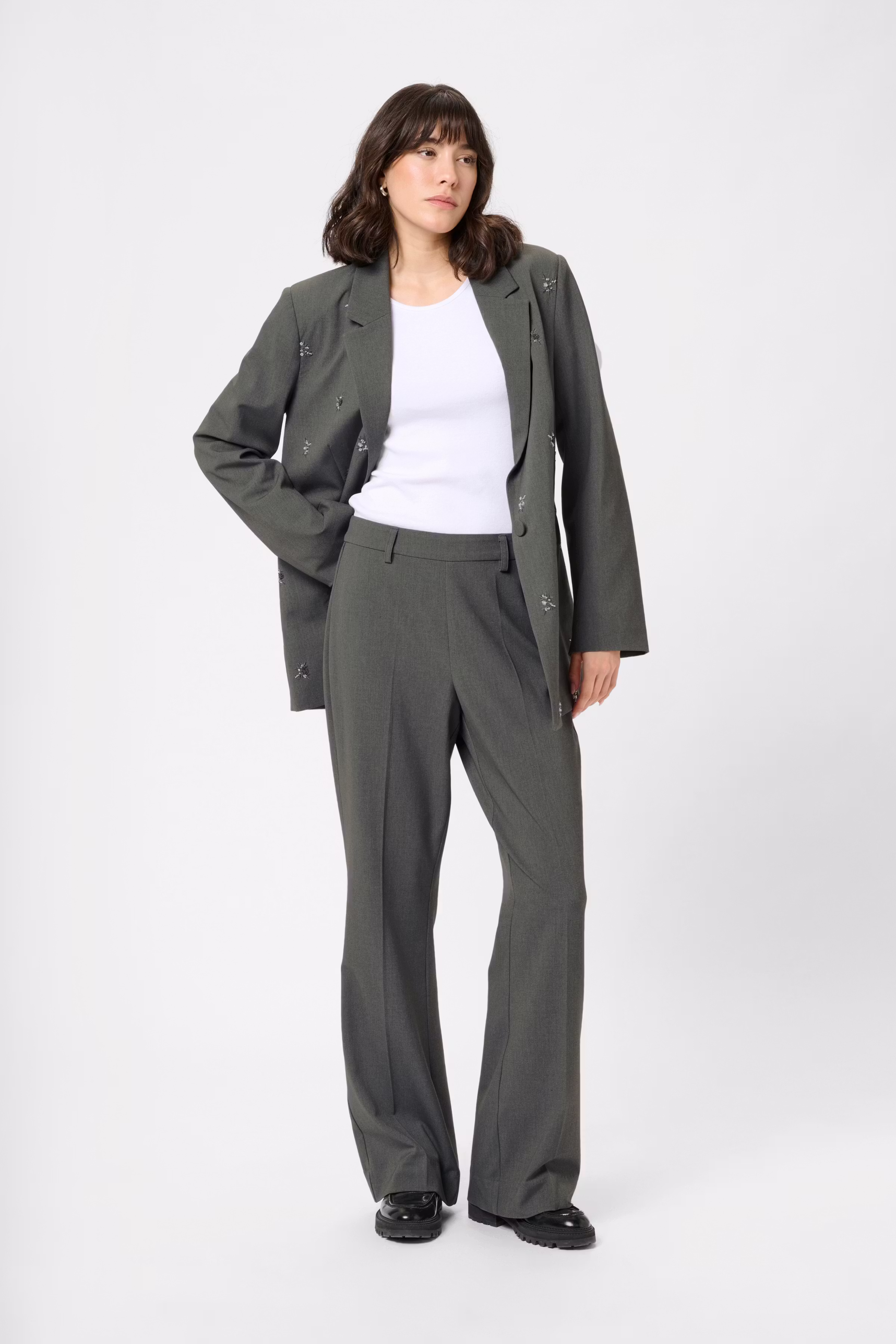 KAollie Bukser LOOKBOOK FRONT 10510950-100123