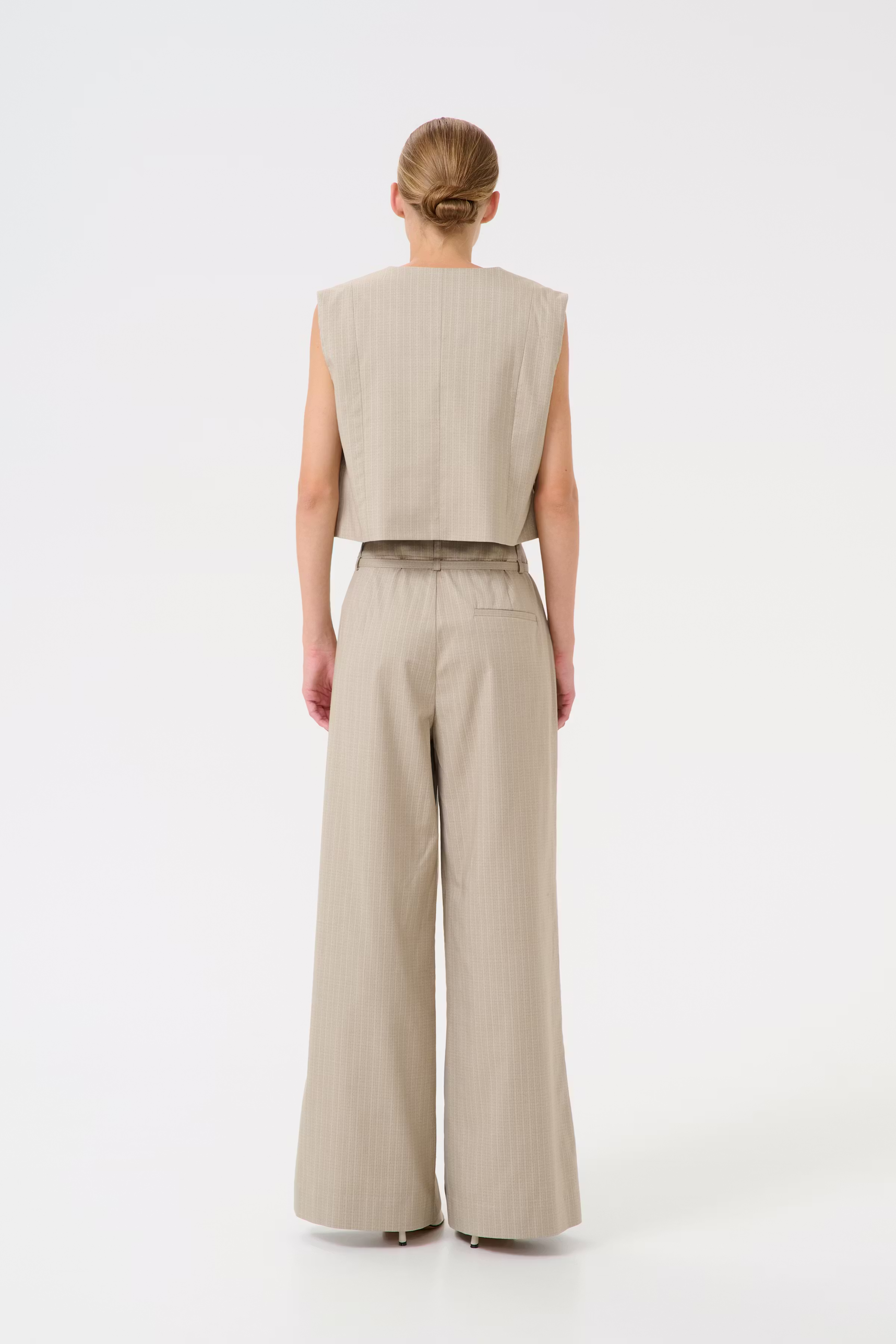 GZtiff Trousers LOOKBOOK BACK 10910172-107659