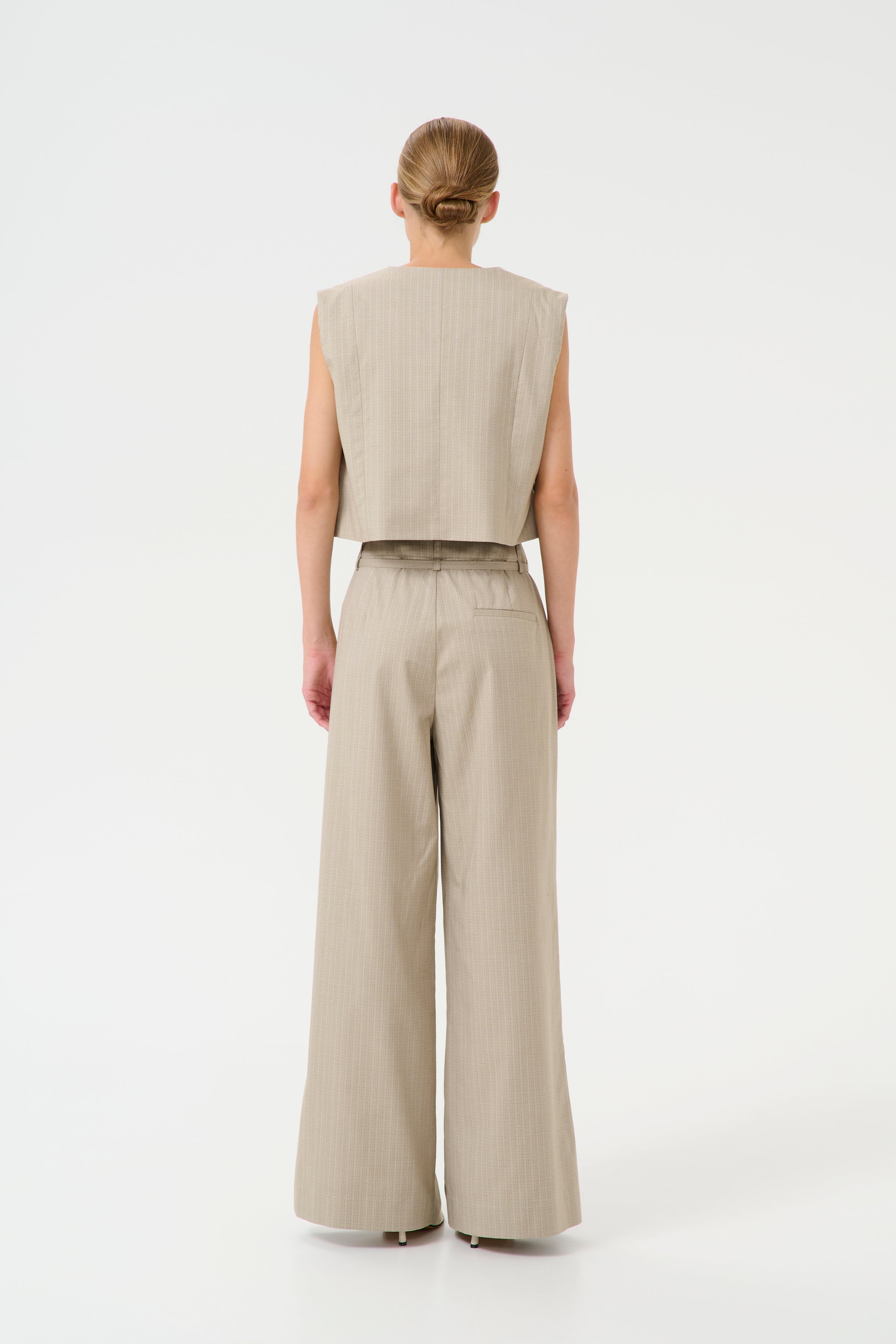 GZtiff Byxor LOOKBOOK BACK 10910172-107659