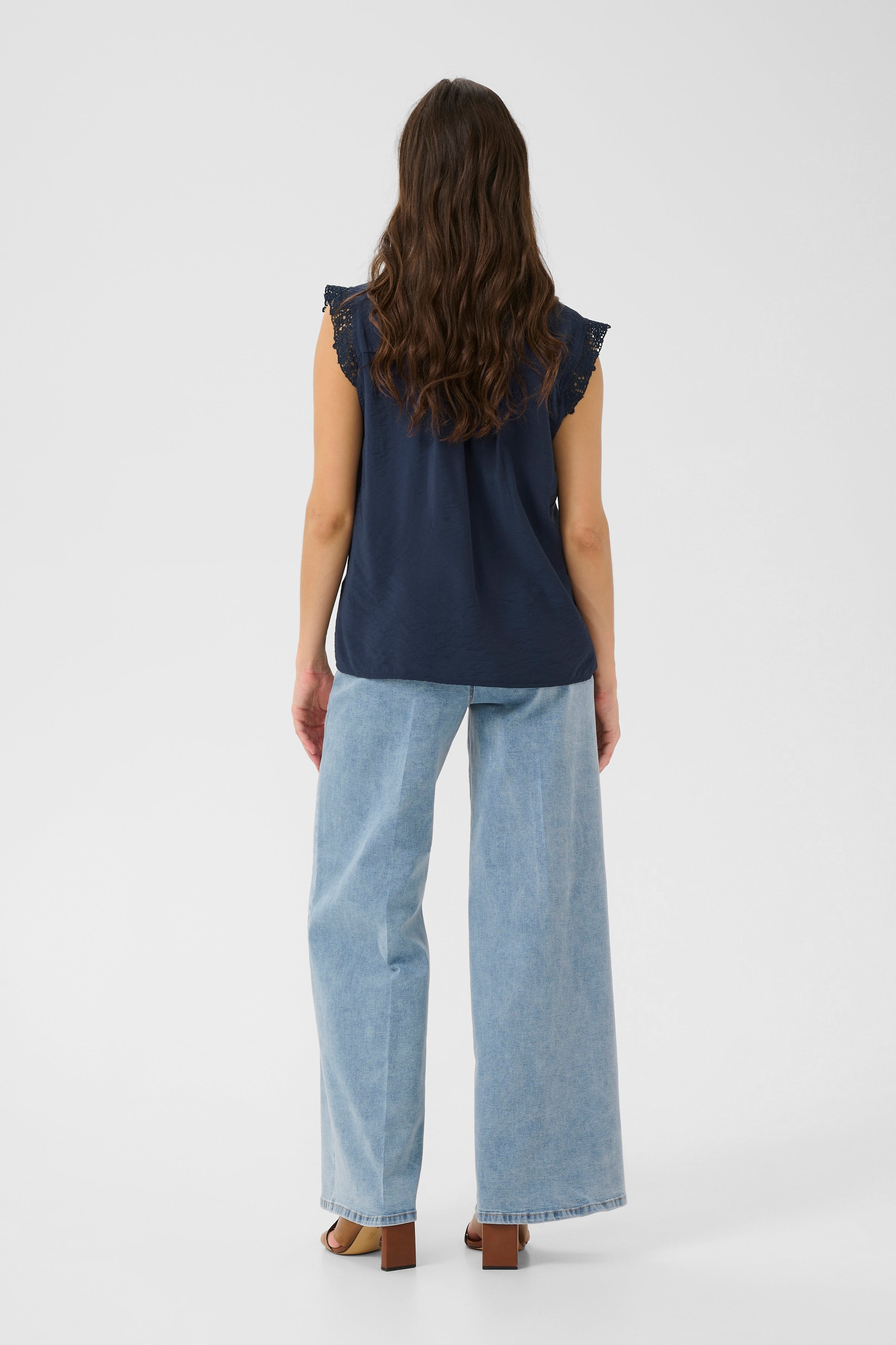 CRFrammy Blus LOOKBOOK BACK 10613954-193923