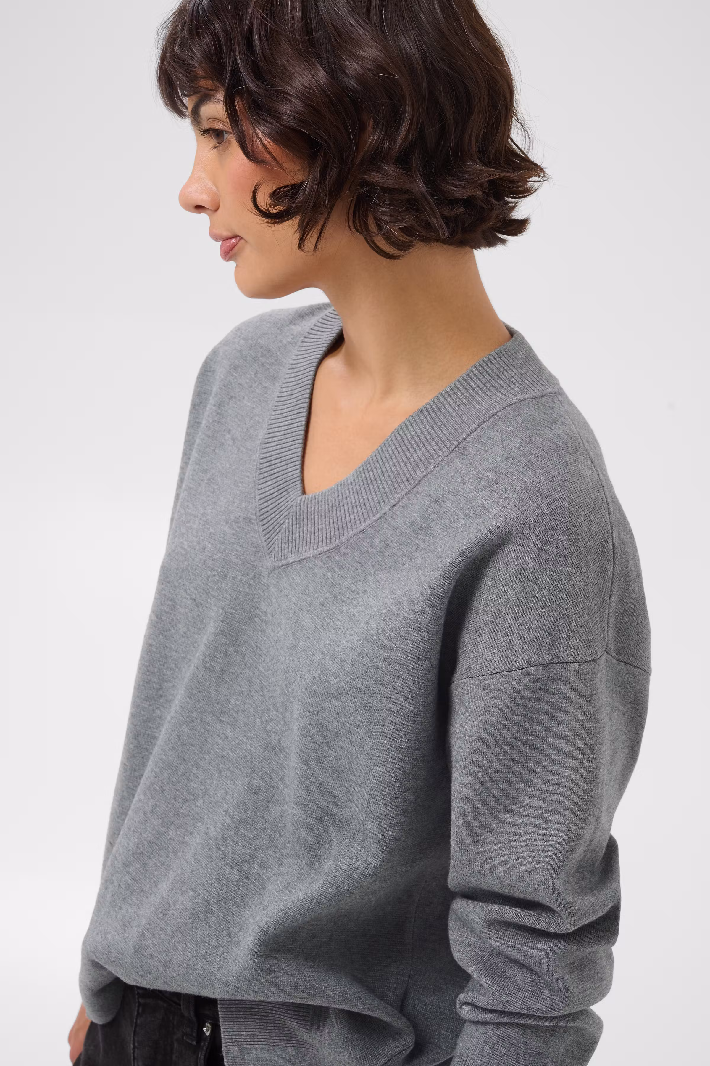 ChantallyPW Pullover LOOKBOOK DETAIL 30310916-1802011