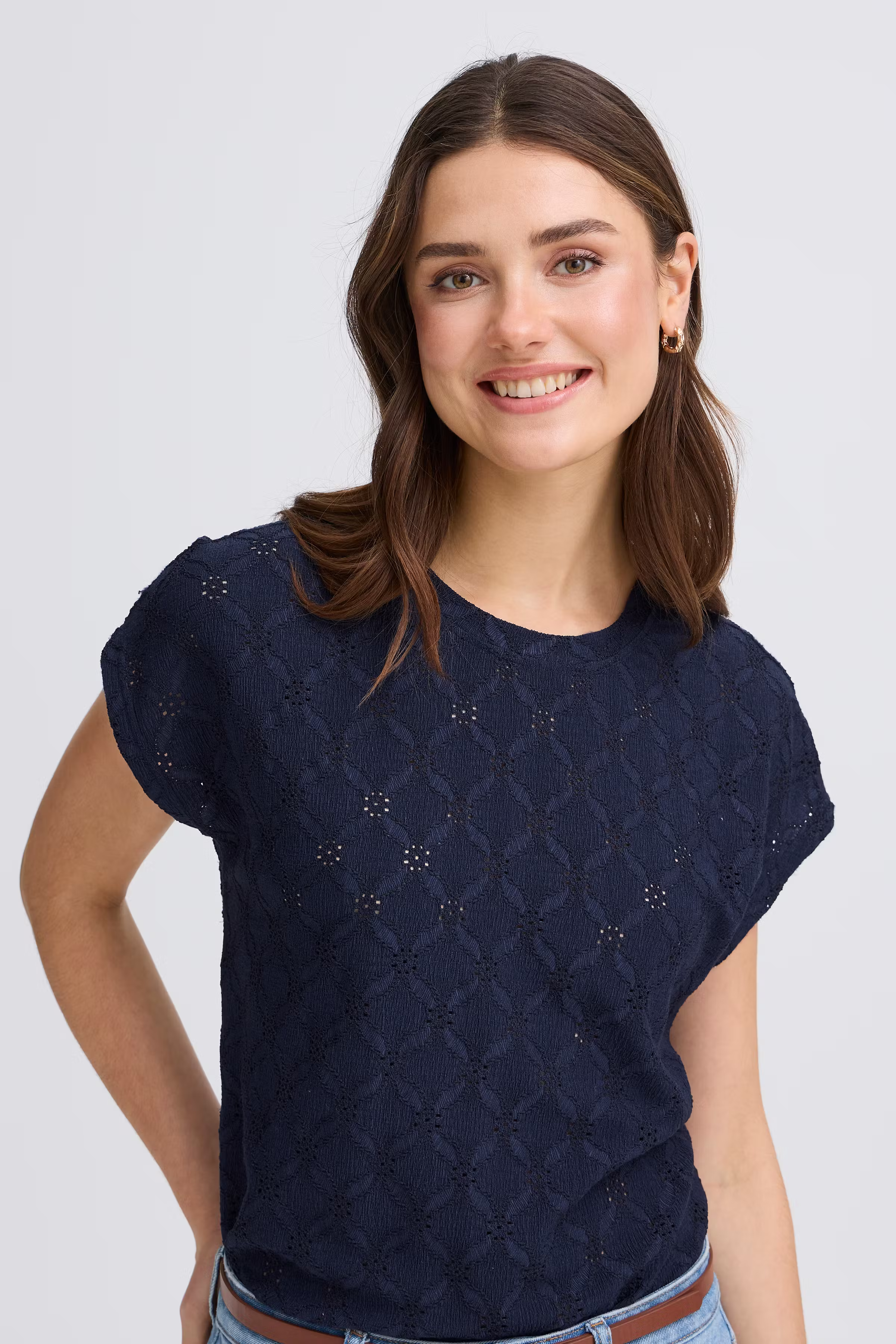 FRIMIRA T-shirt LOOKBOOK DETAIL 20617940-193923