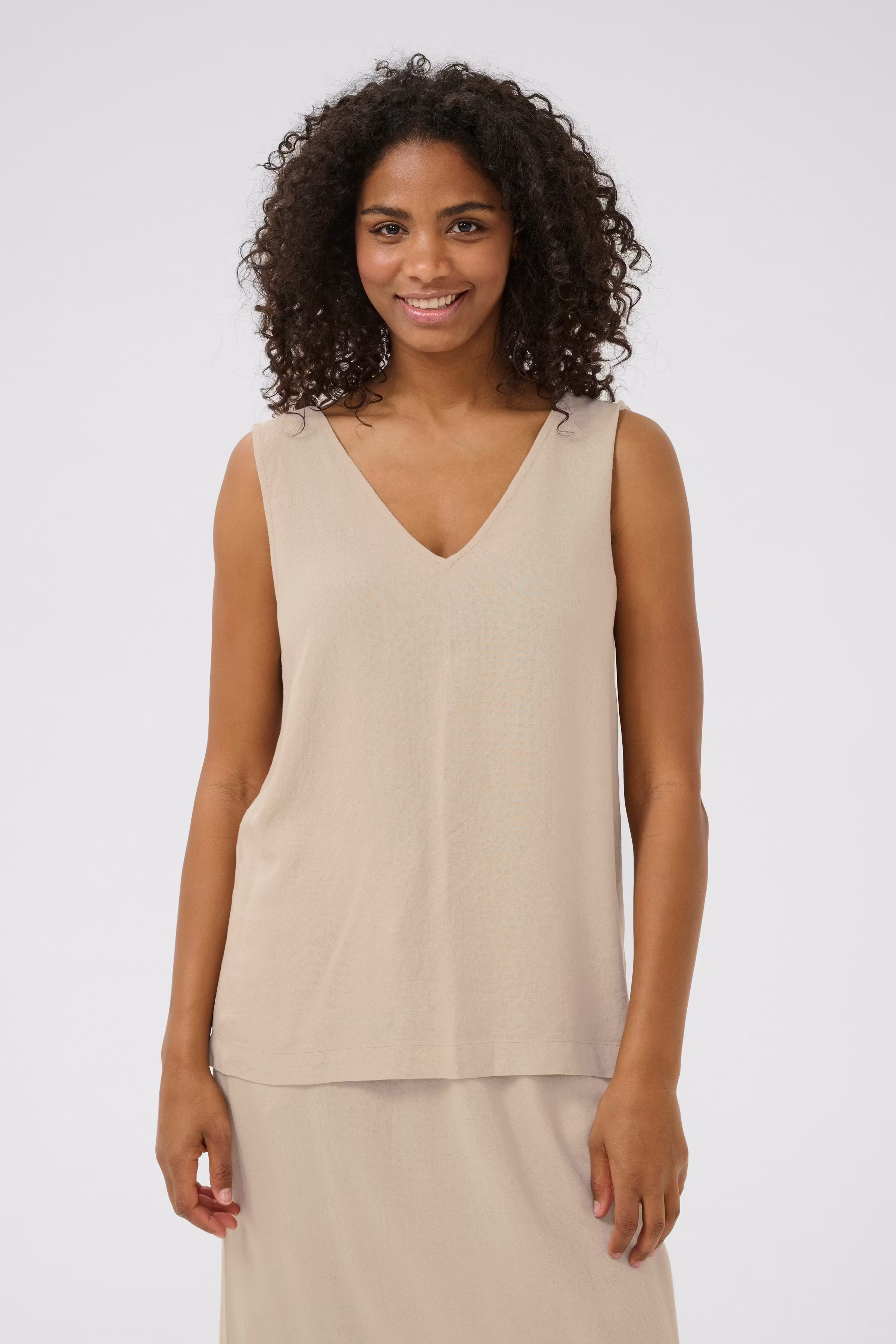 KAmilia Linen Top LOOKBOOK FRONT 10508426-151305