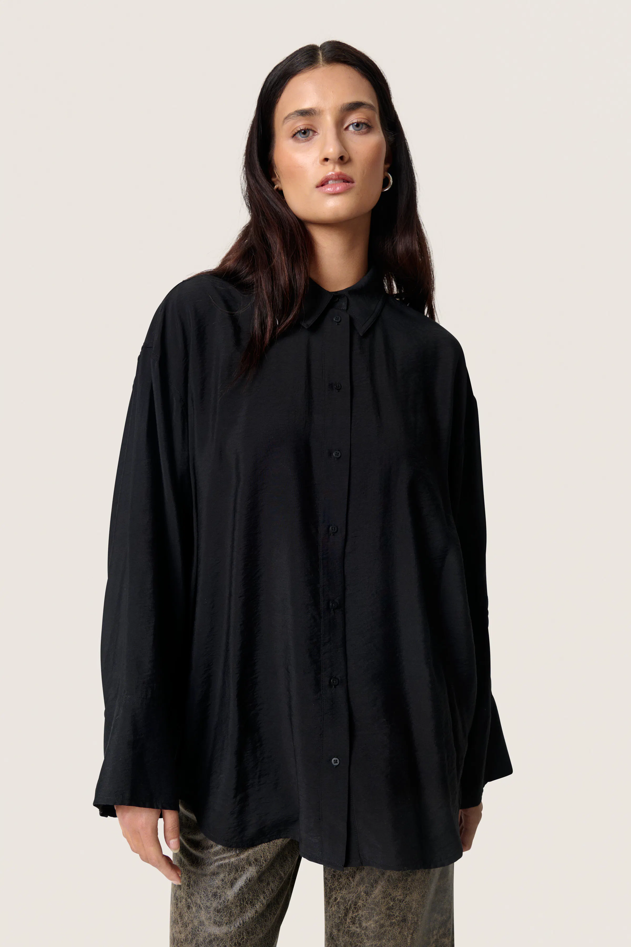SLLeodora Shirt in black colour