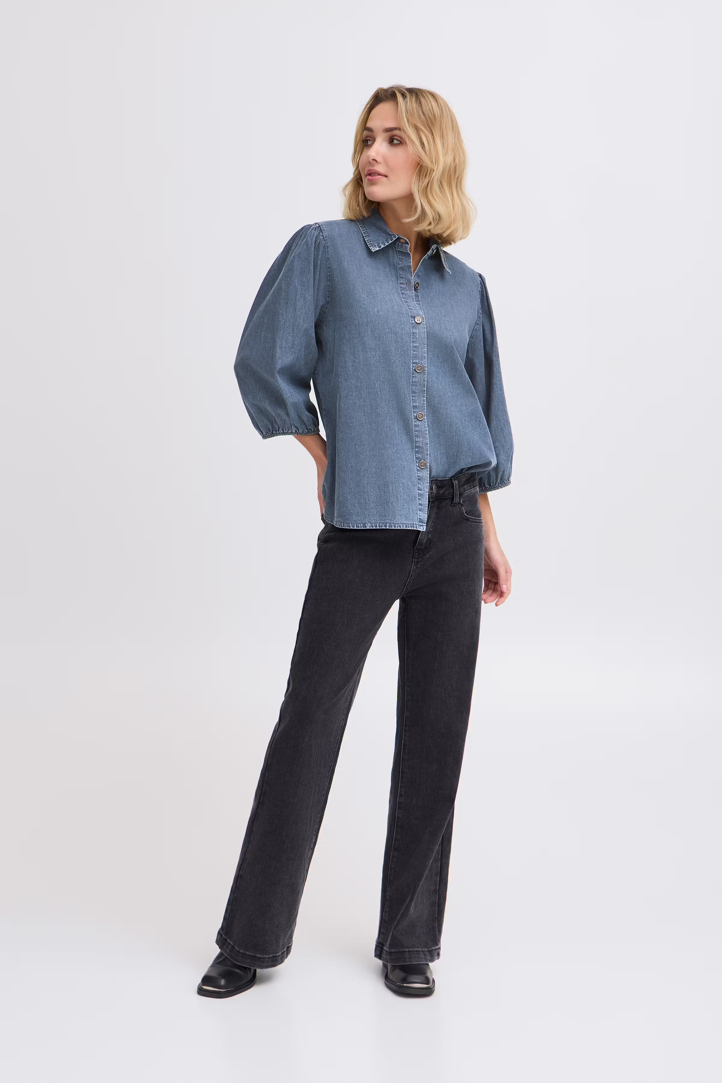 SBLADY Skjorte LOOKBOOK FRONT 22100880-203403