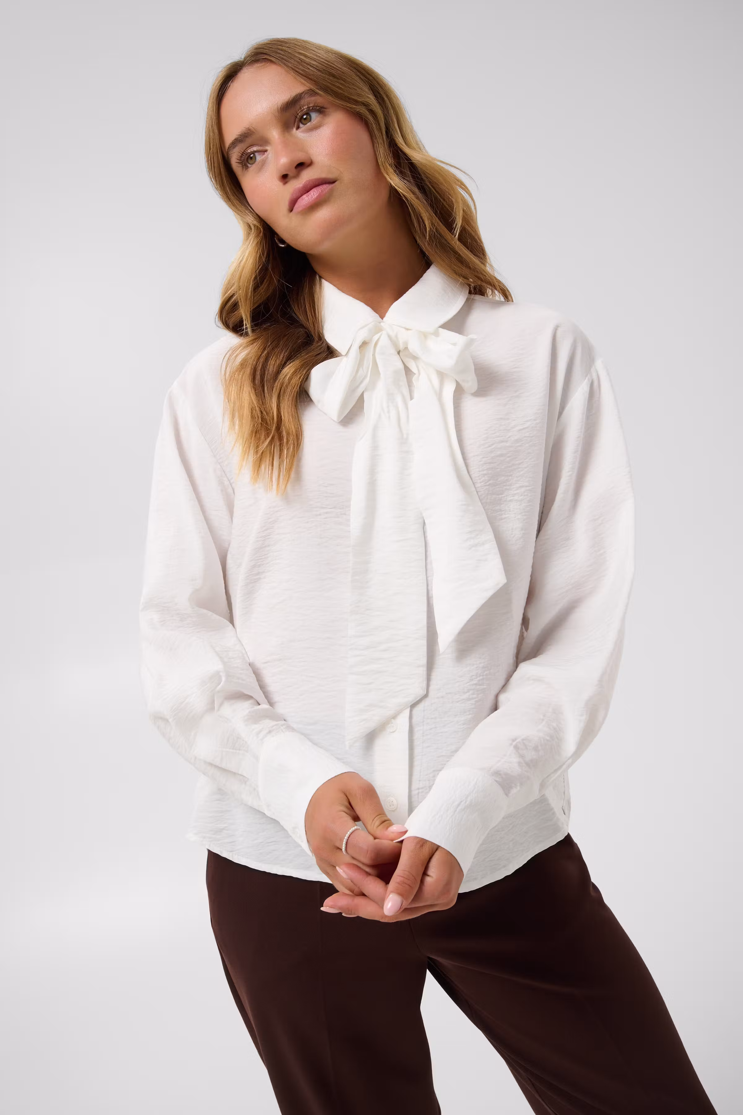 KAgilda Hemd LOOKBOOK DETAIL 10512233-110602