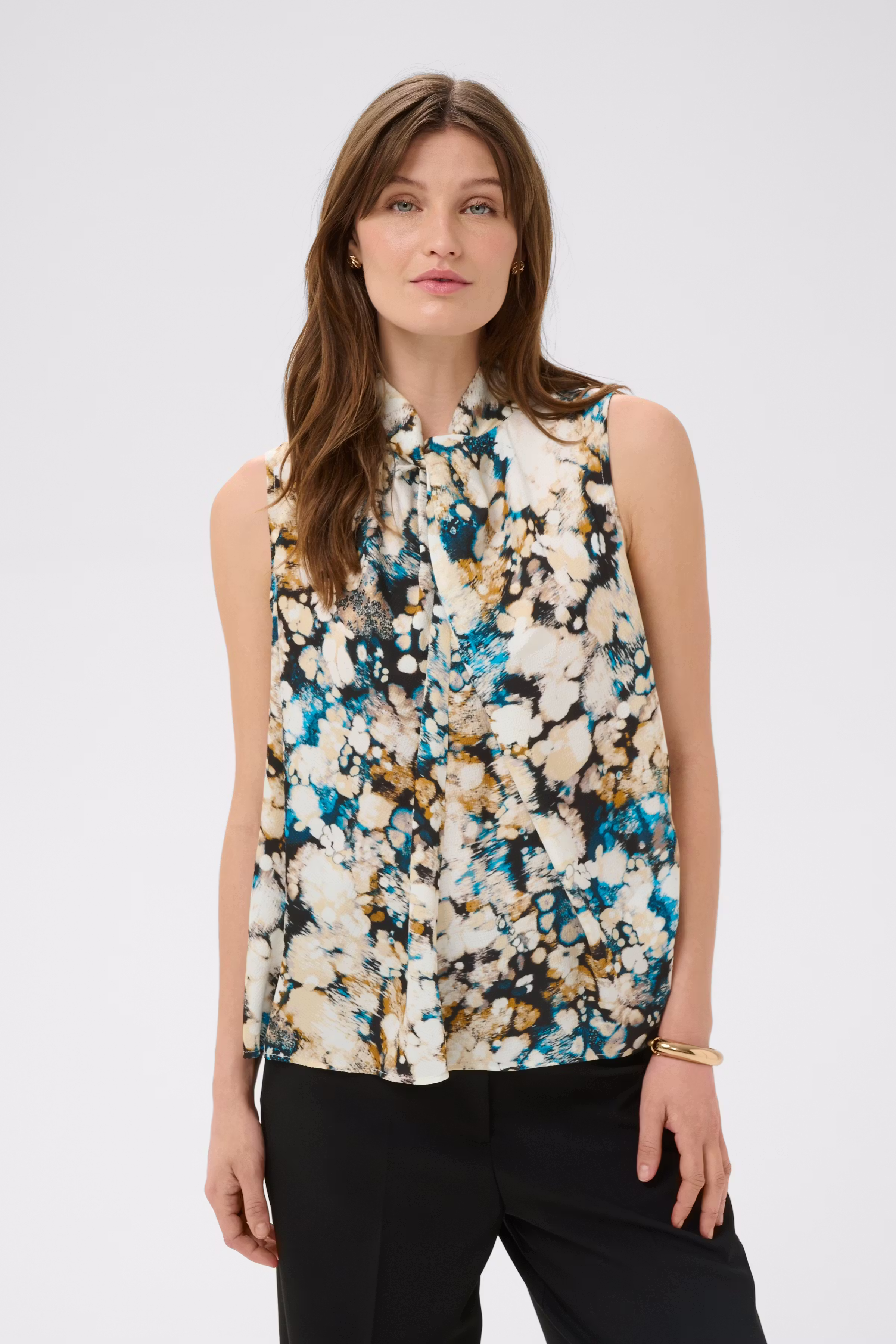 SLParis Bluse LOOKBOOK FRONT 30409588-305360