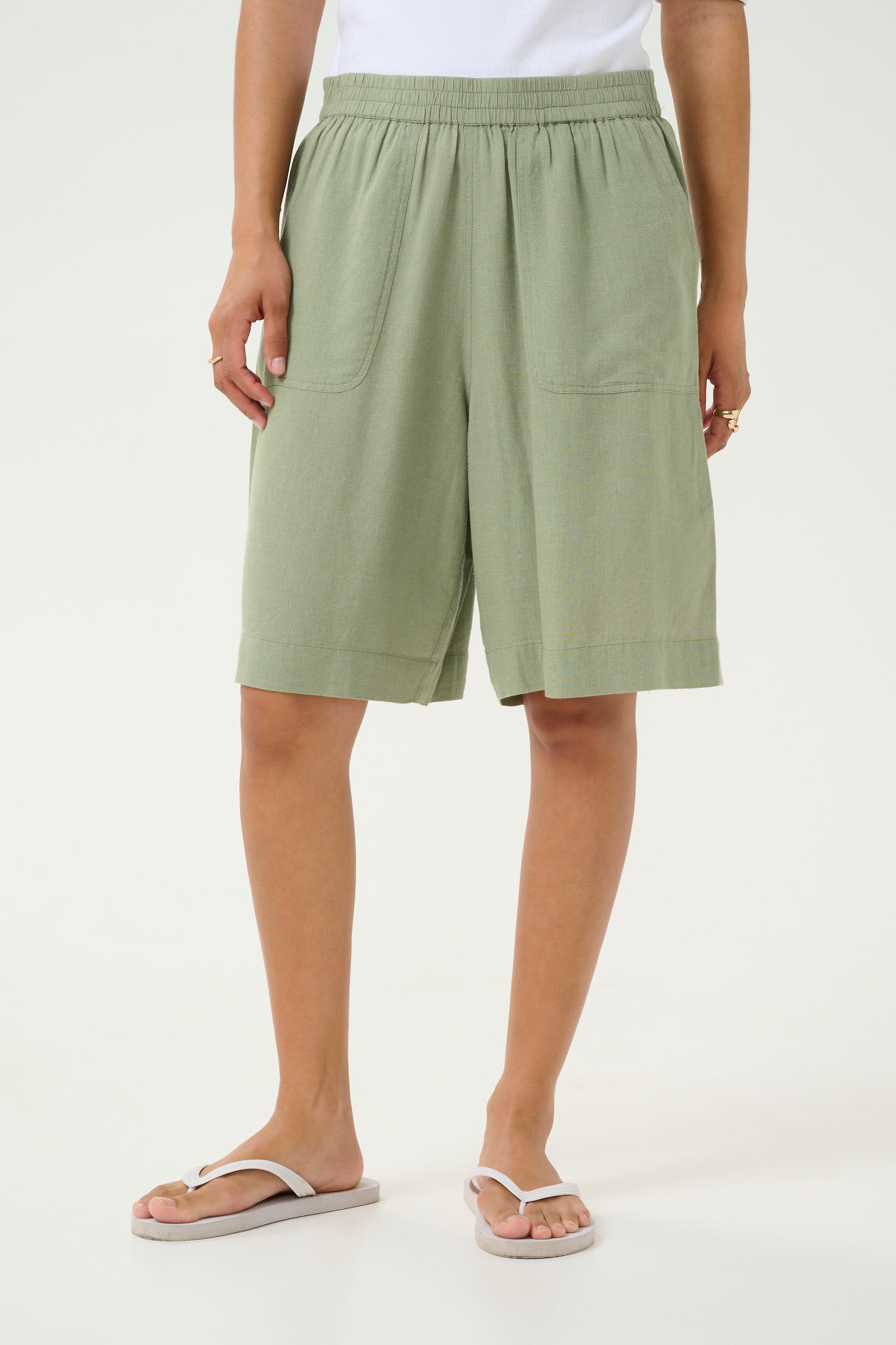 KAmilia Shorts aus Leinen LOOKBOOK FRONT 10509668-170115