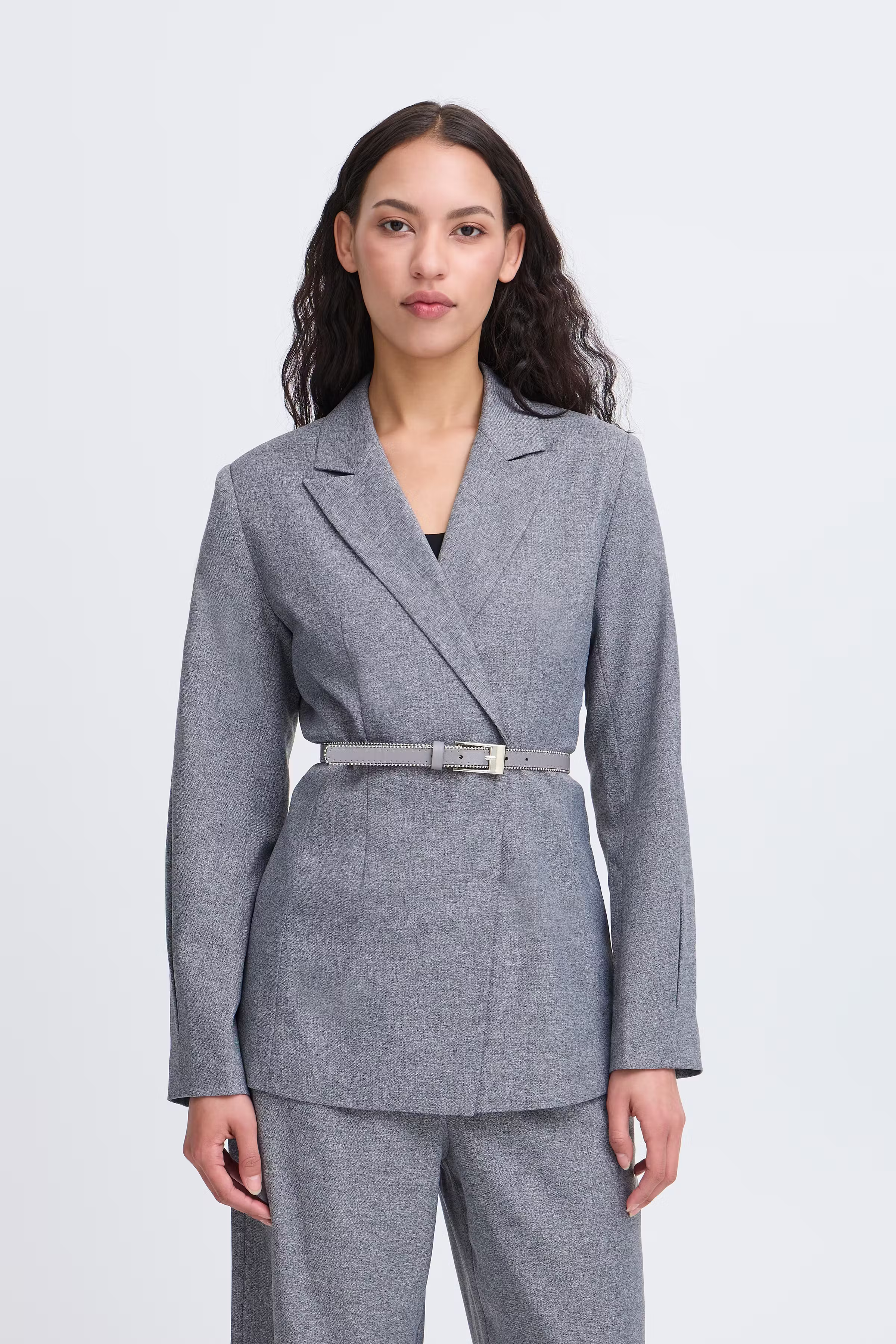 IABETHANY Belte LOOKBOOK FRONT 20122062-163916