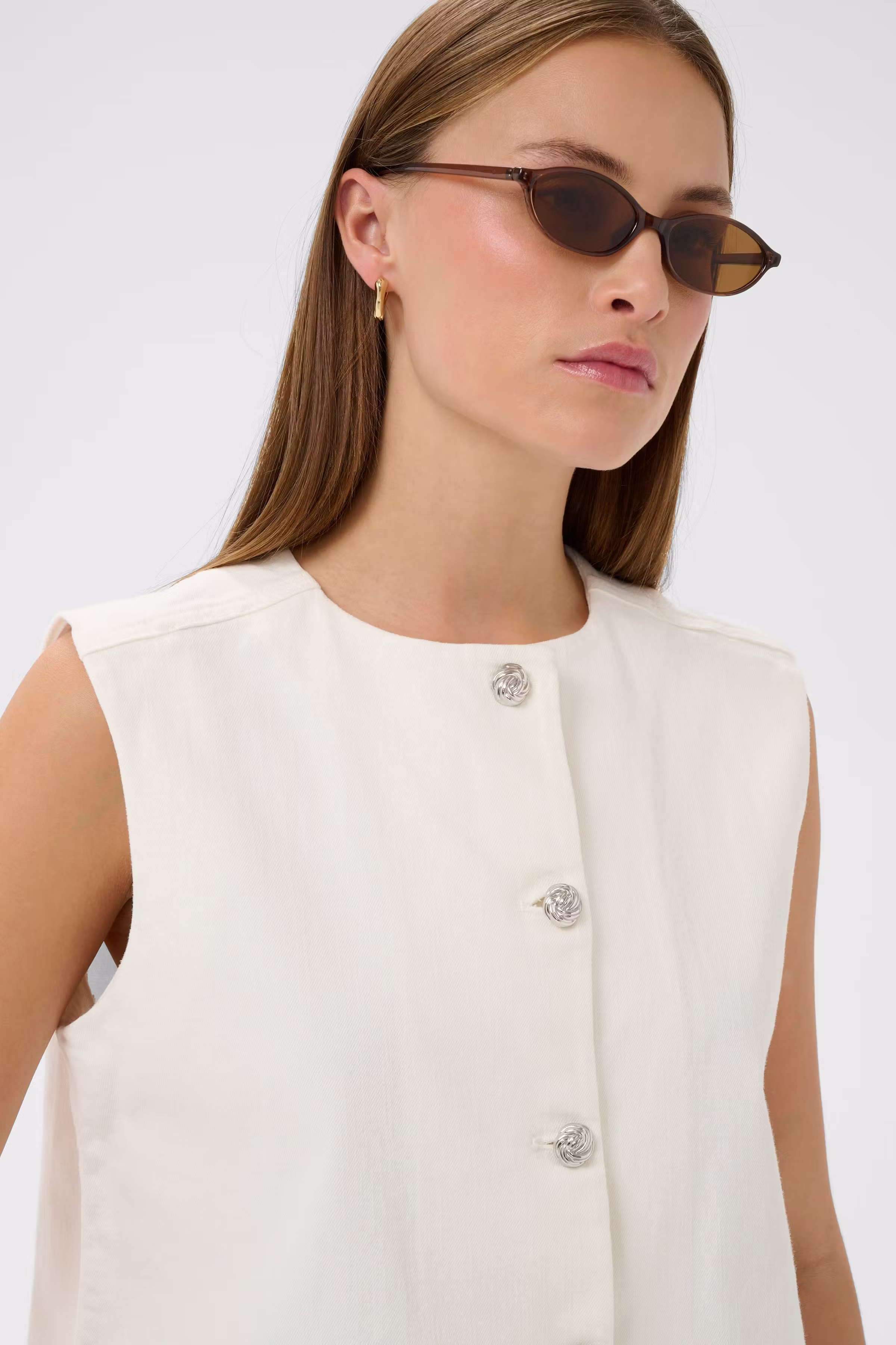 SLRina Weste LOOKBOOK DETAIL 30409058-120304