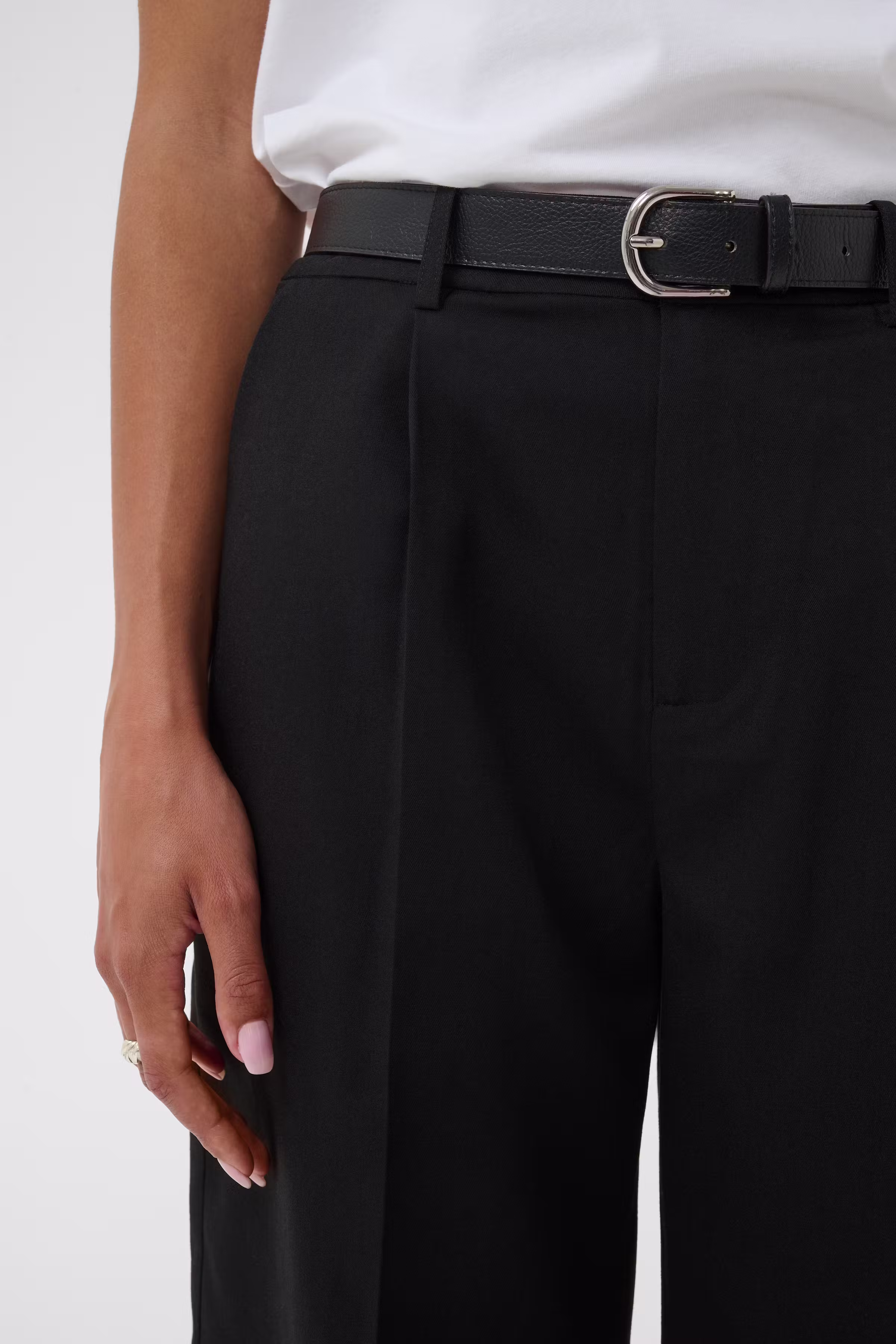 KAjulie Shorts LOOKBOOK DETAIL 10513132-106480