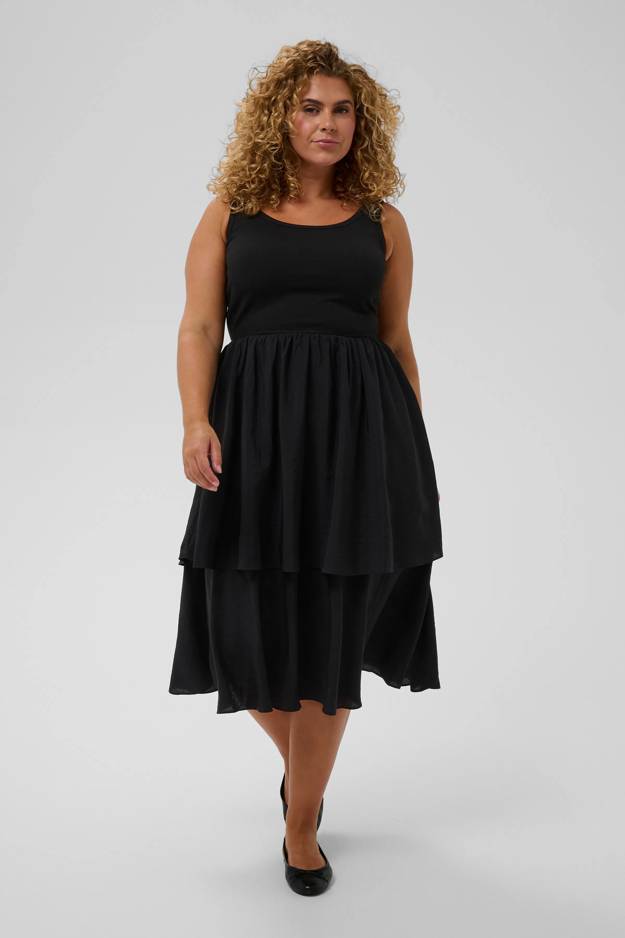 KCerina Dress LOOKBOOK FRONT 10584151-100121