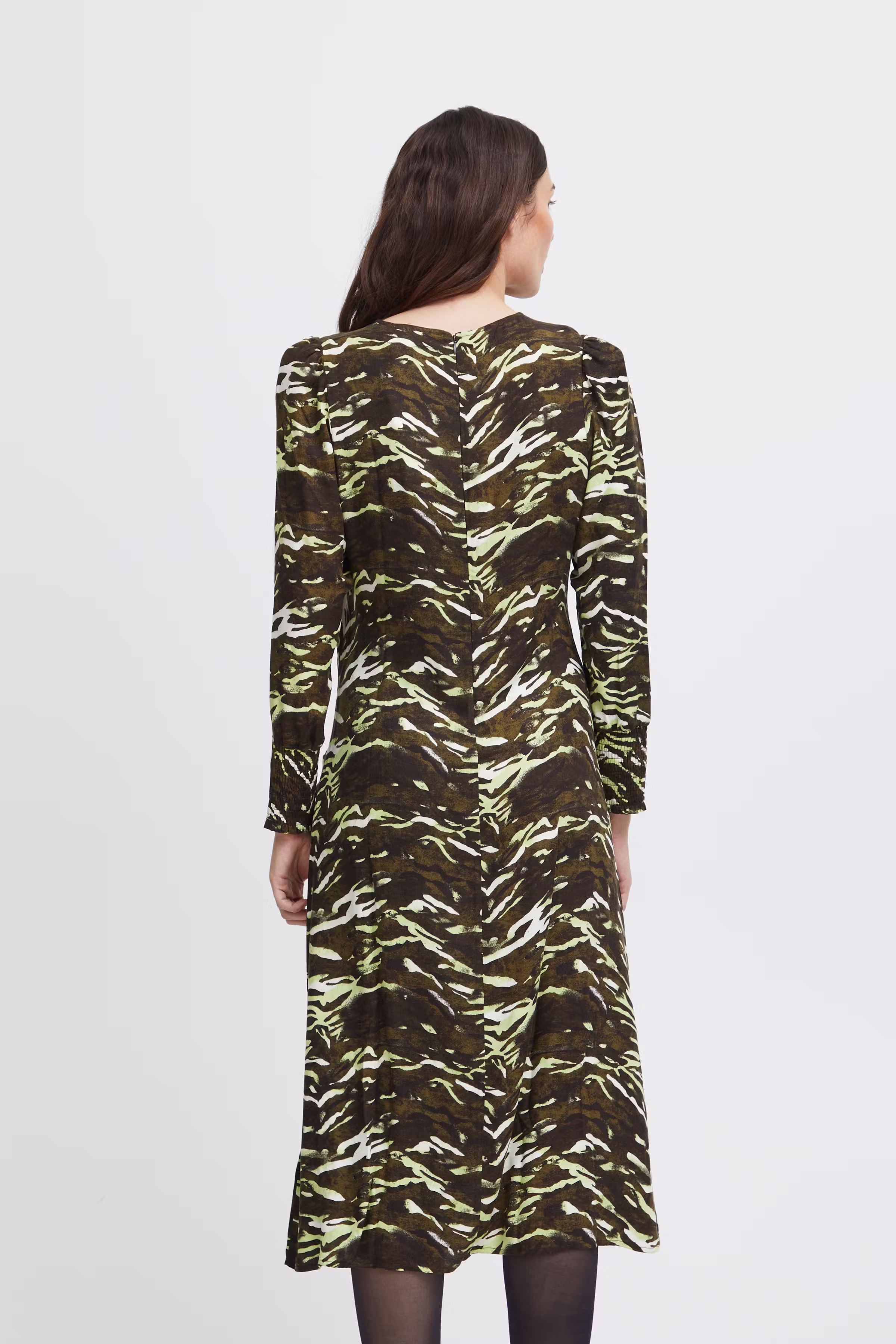 FRZURI Klänning LOOKBOOK BACK 20613333-202656