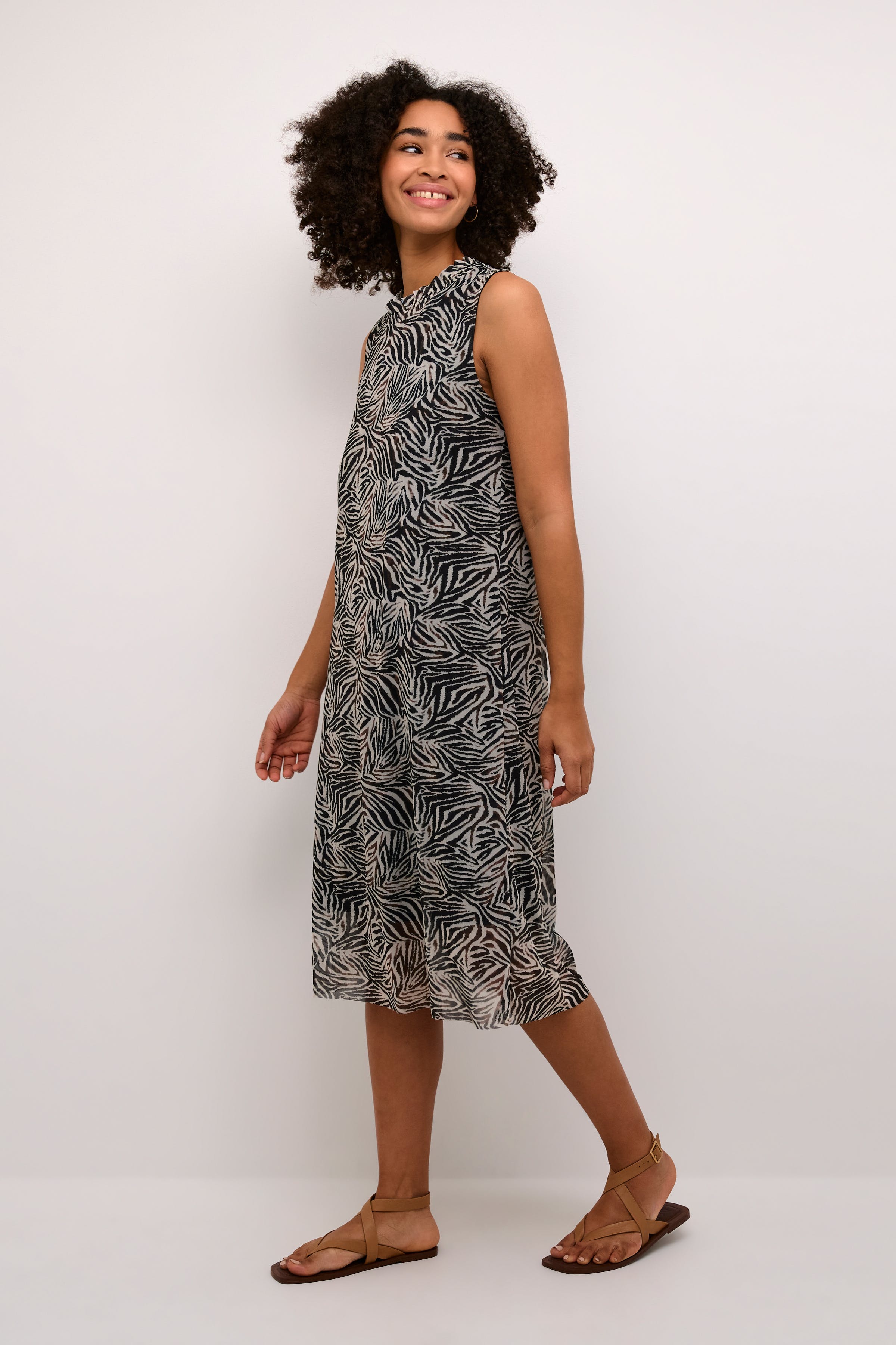 BPsandra Kleid LOOKBOOK FRONT 10590709-106103B