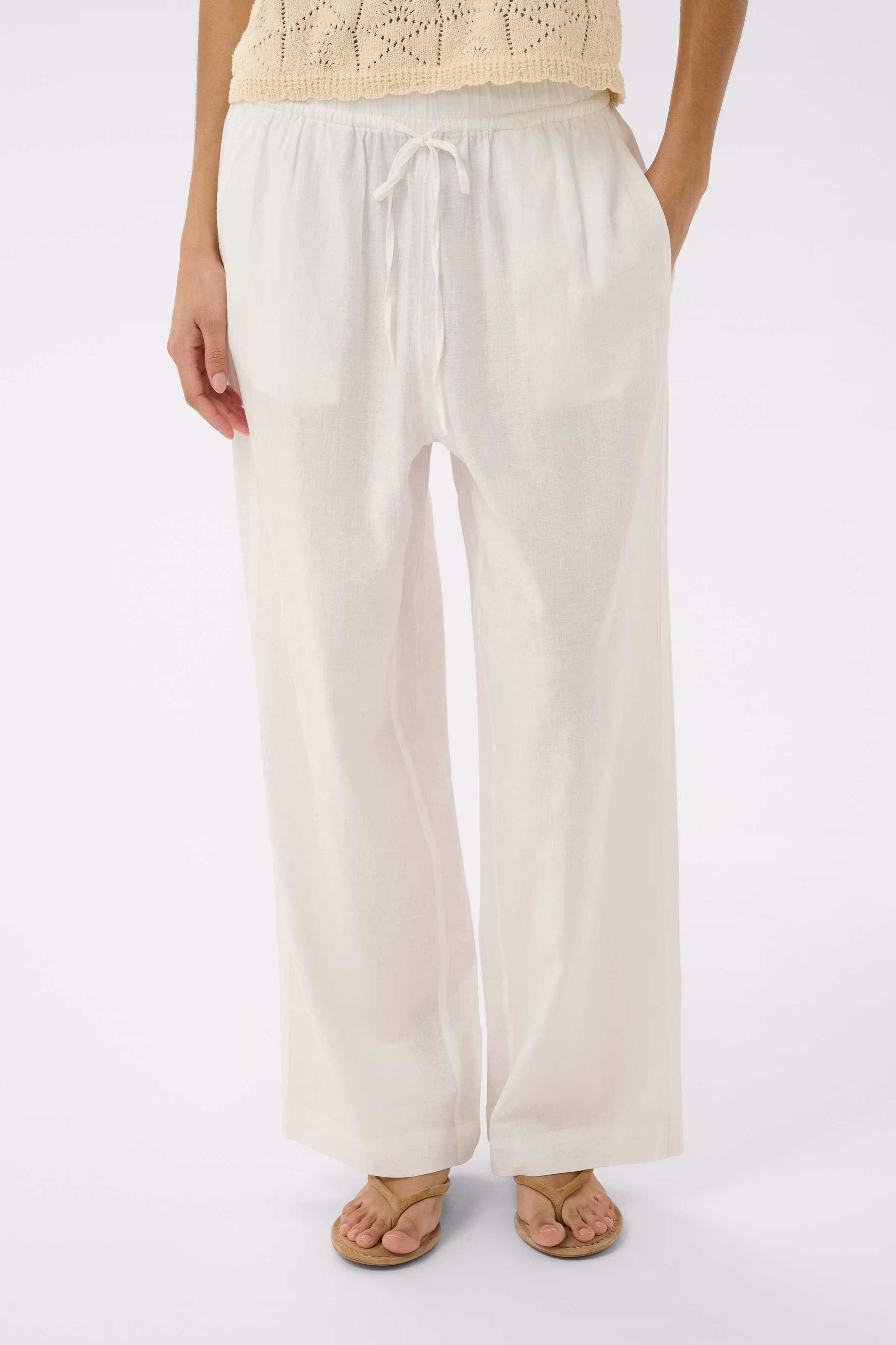 SLAria Bukser LOOKBOOK FRONT 30409026-111001