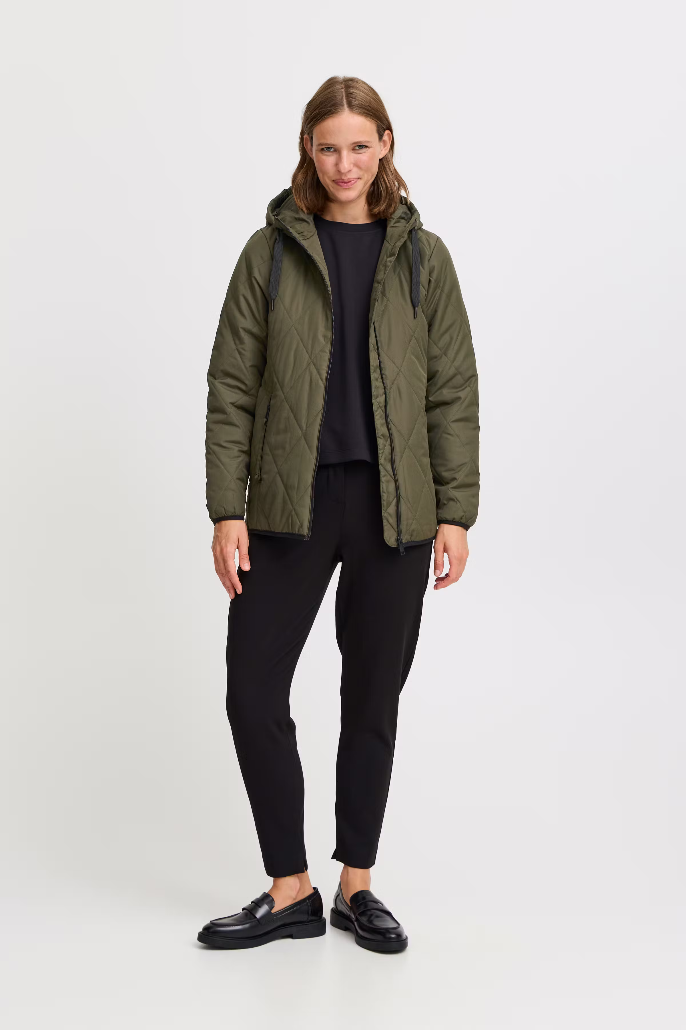 BYBELIS Yttertøy LOOKBOOK FRONT 20815796-190414