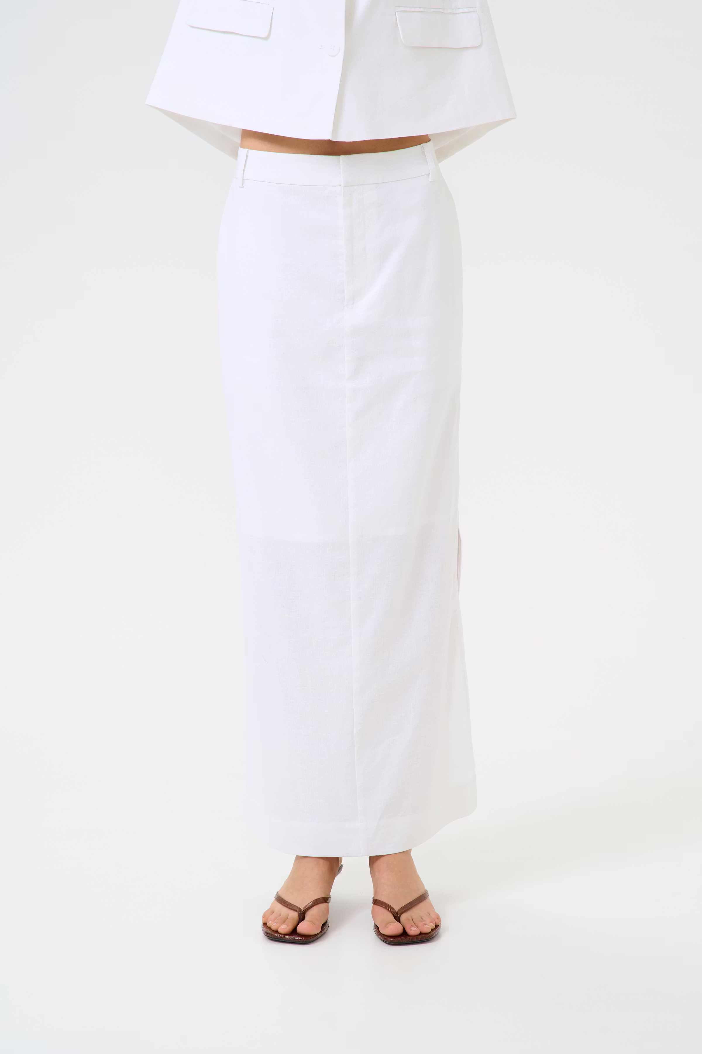 GZizza linen skirt LOOKBOOK FRONT 10910283-110601