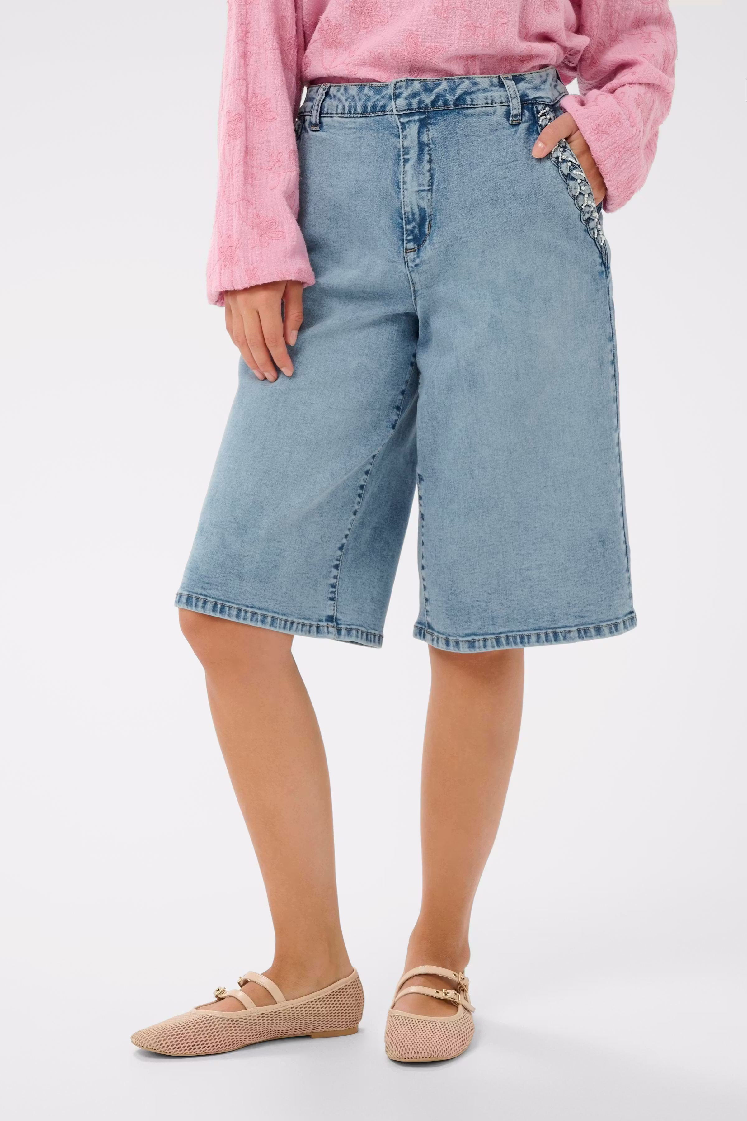 CRVisti Jeans LOOKBOOK FRONT 10614848-109159