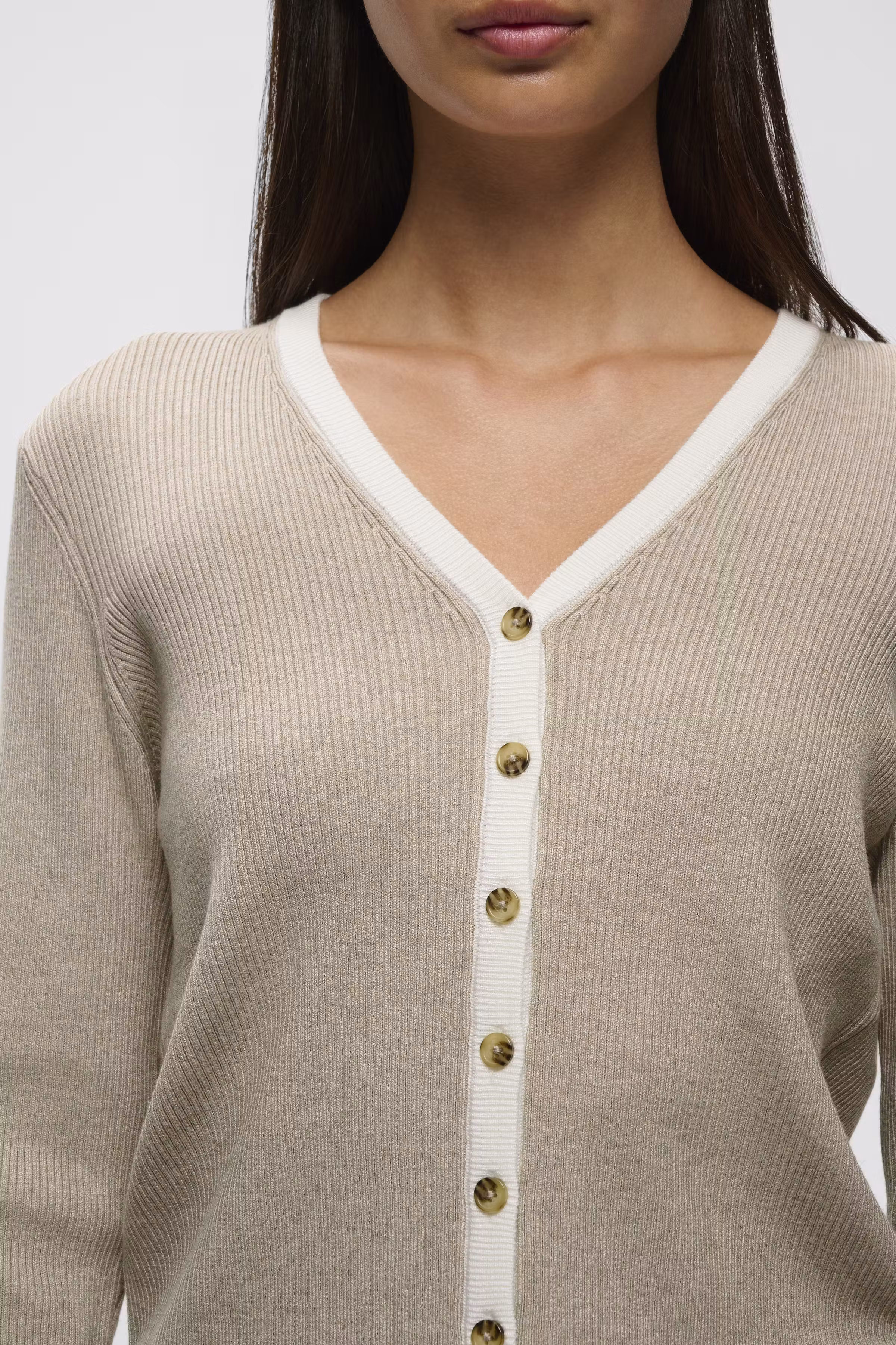 LeenahIW Cardigan LOOKBOOK DETAIL 30110673-303486