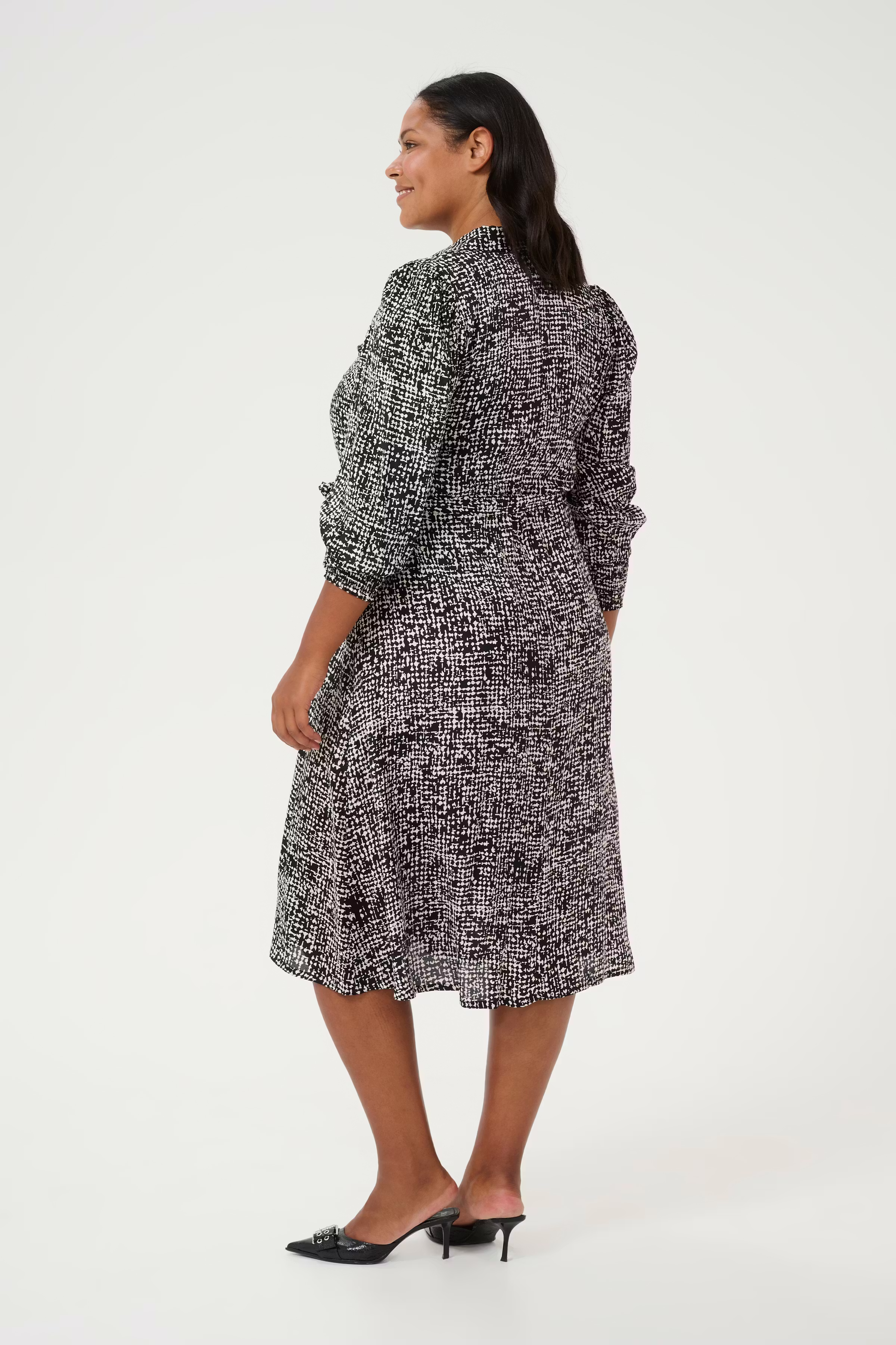 KCshana Klänning LOOKBOOK BACK 10582053-106988