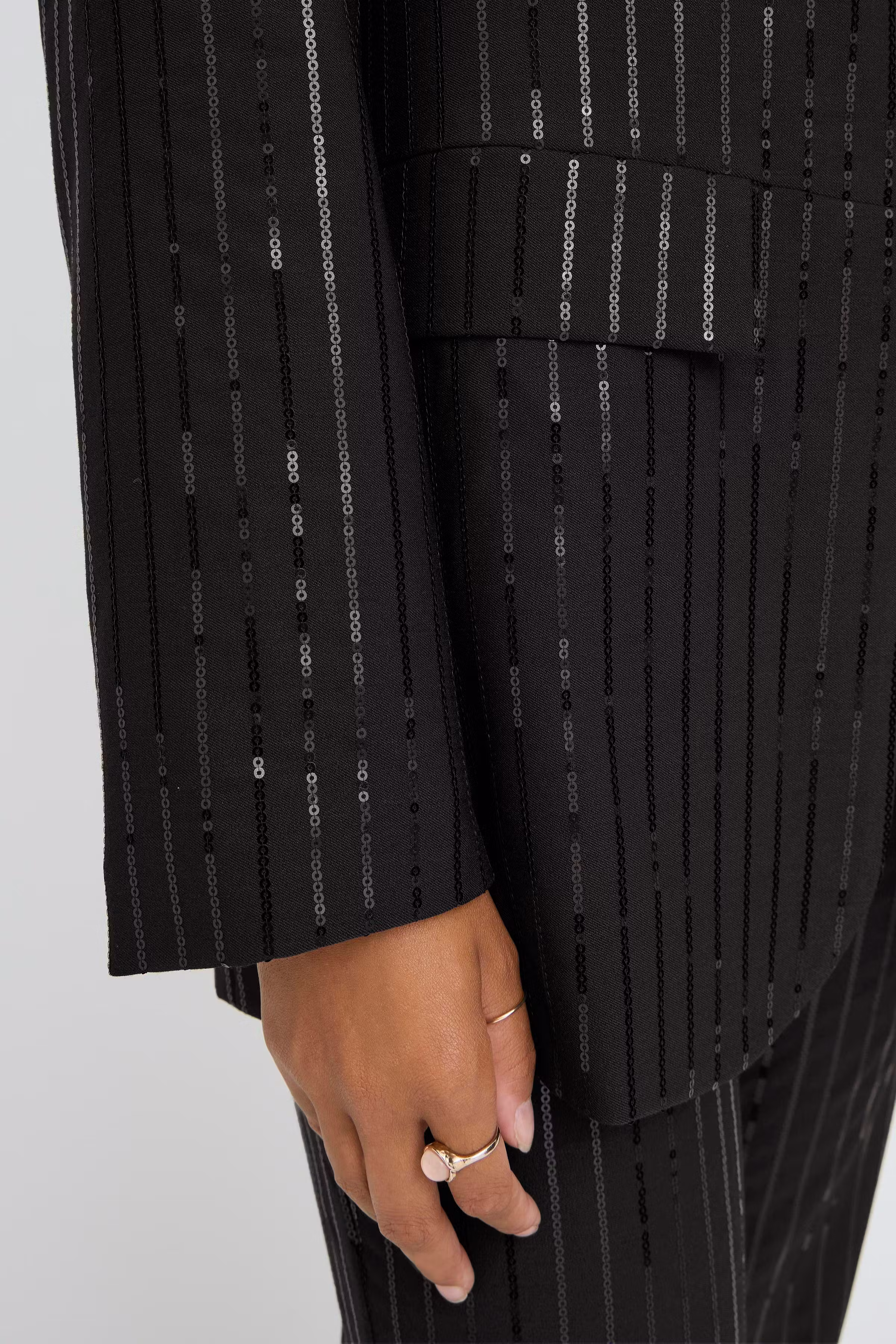 SBIVY Blazer LOOKBOOK DETAIL 22101120-190303