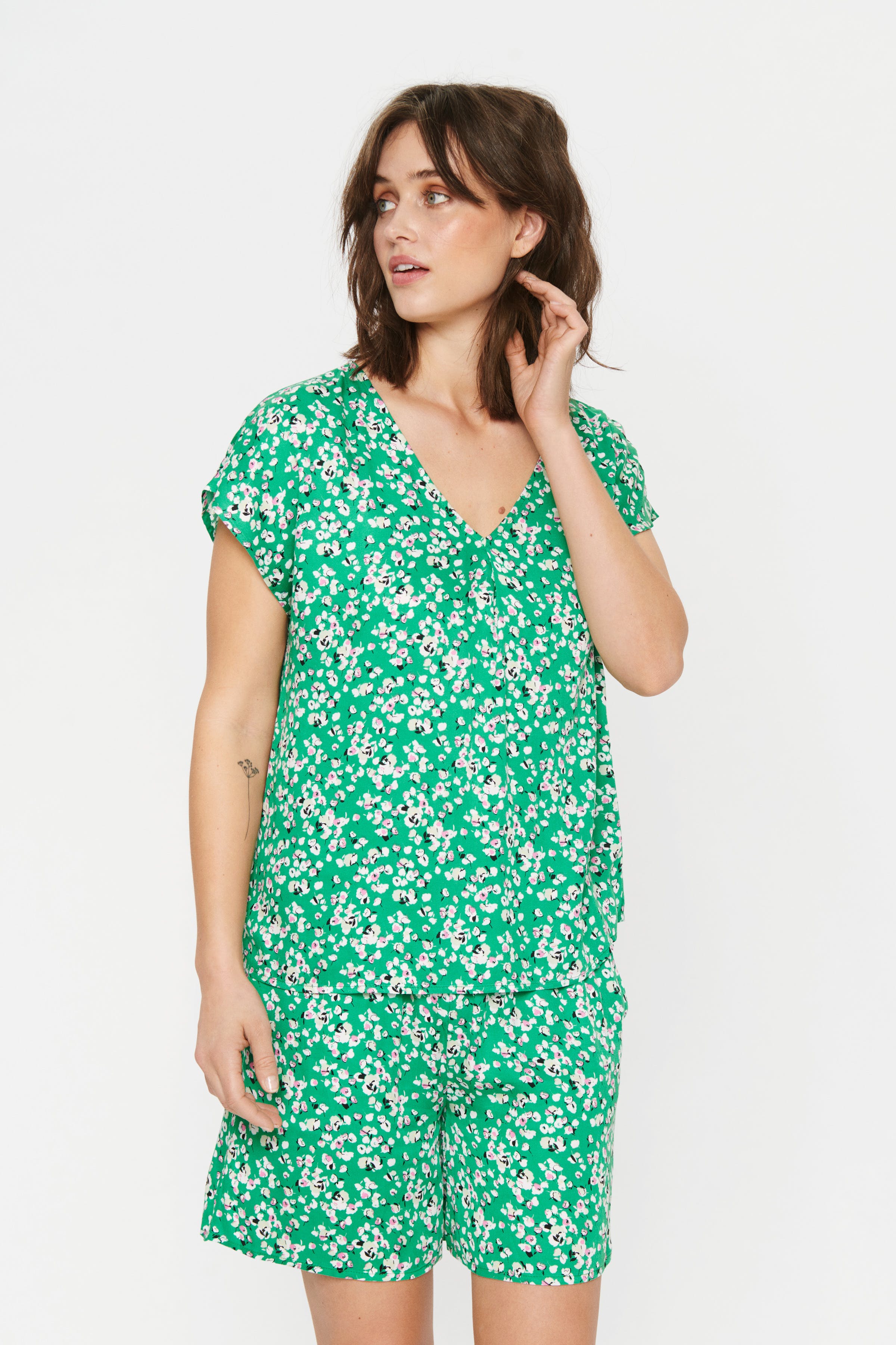 MaddinSZ Top LOOKBOOK FRONT 30511926-600363