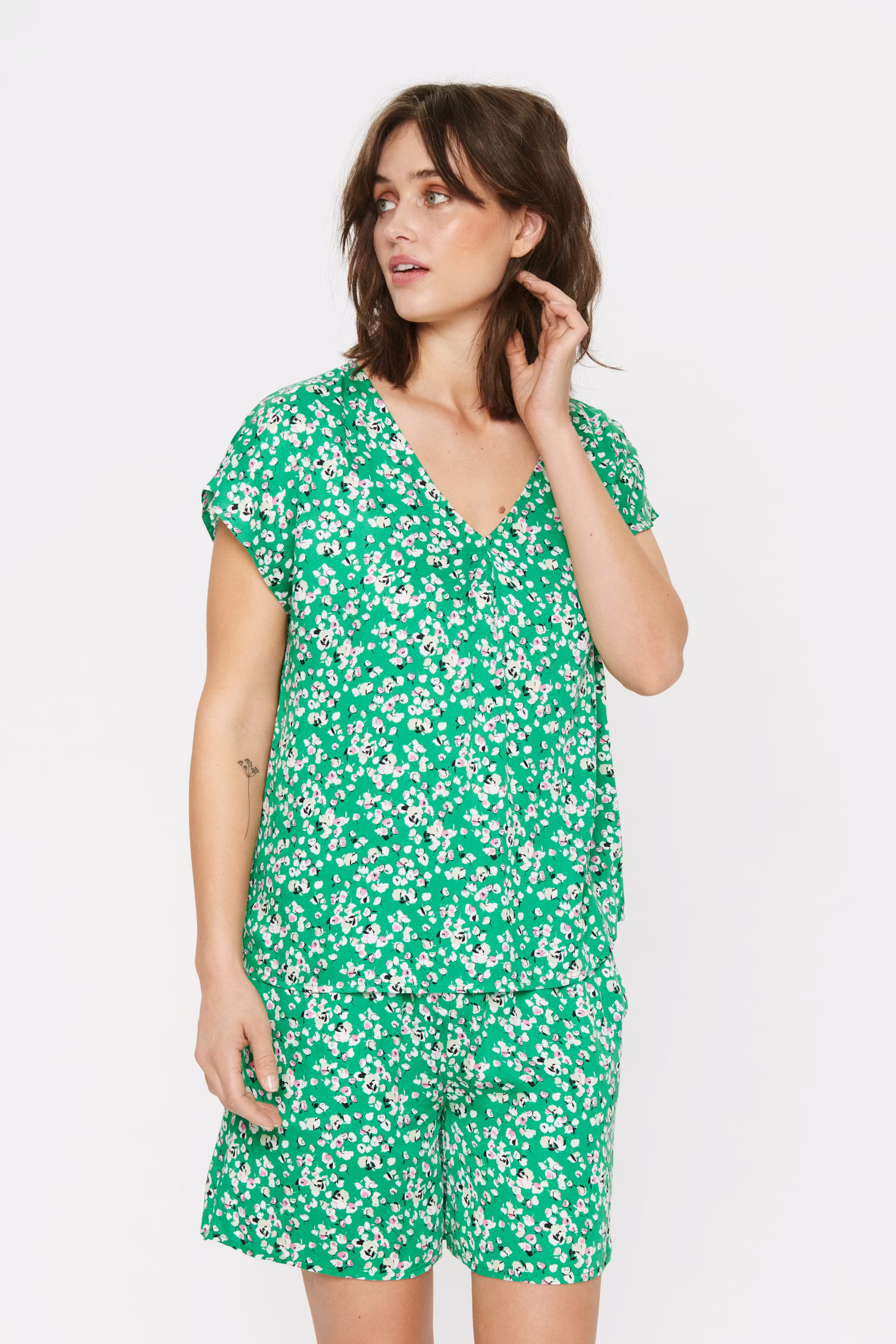 MaddinSZ Top LOOKBOOK FRONT 30511926-600363