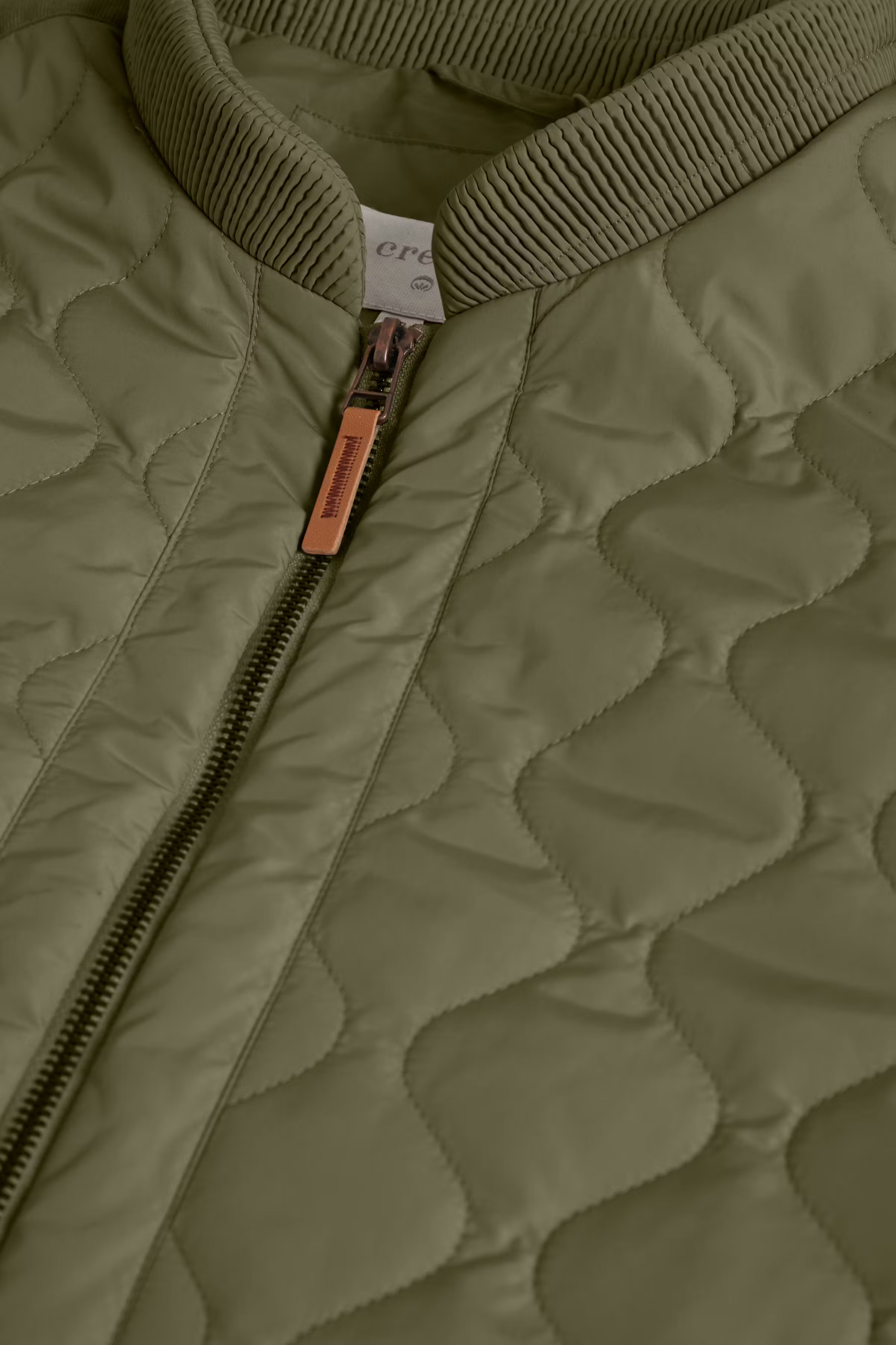 ArwenCR Jacket PACK DETAIL 10606580-190510
