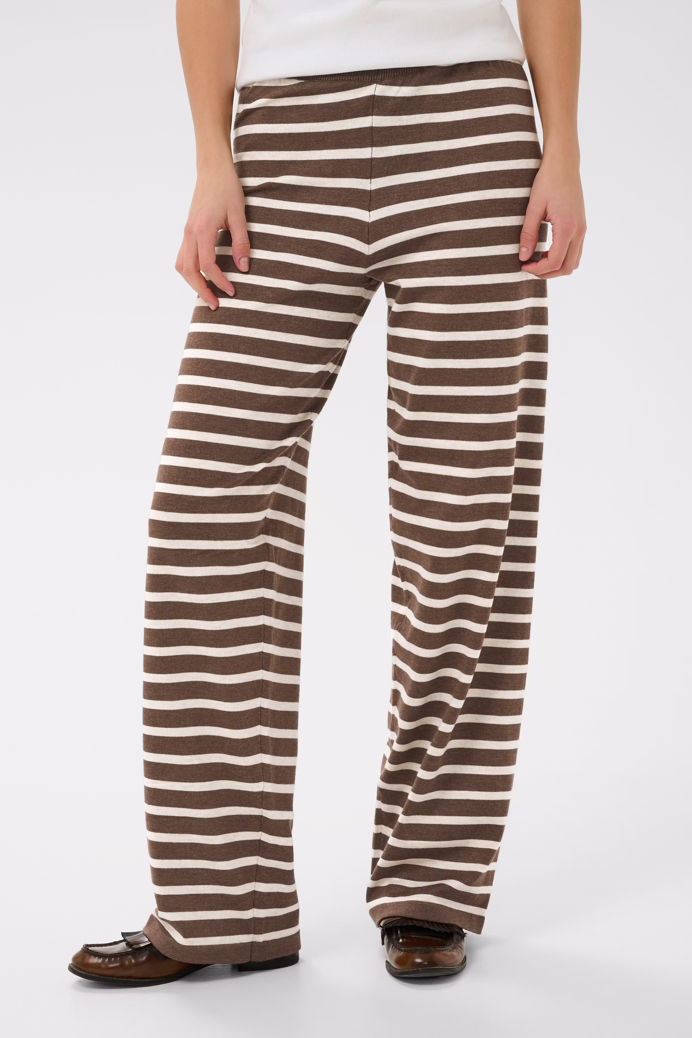 MilaSZ Byxor LOOKBOOK FRONT 30513549-304261