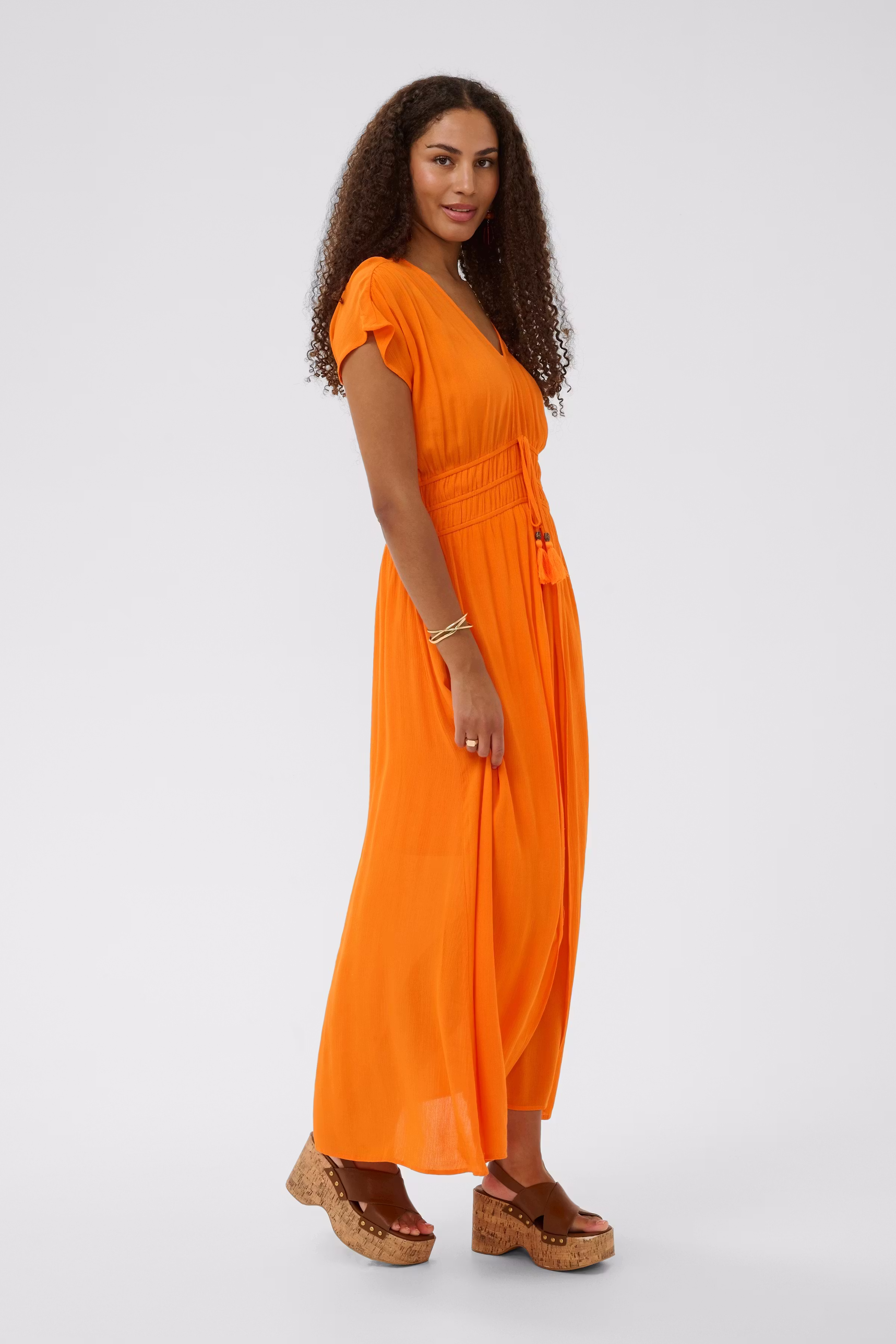 CRAllie Dress LOOKBOOK FRONT 10615015-171360