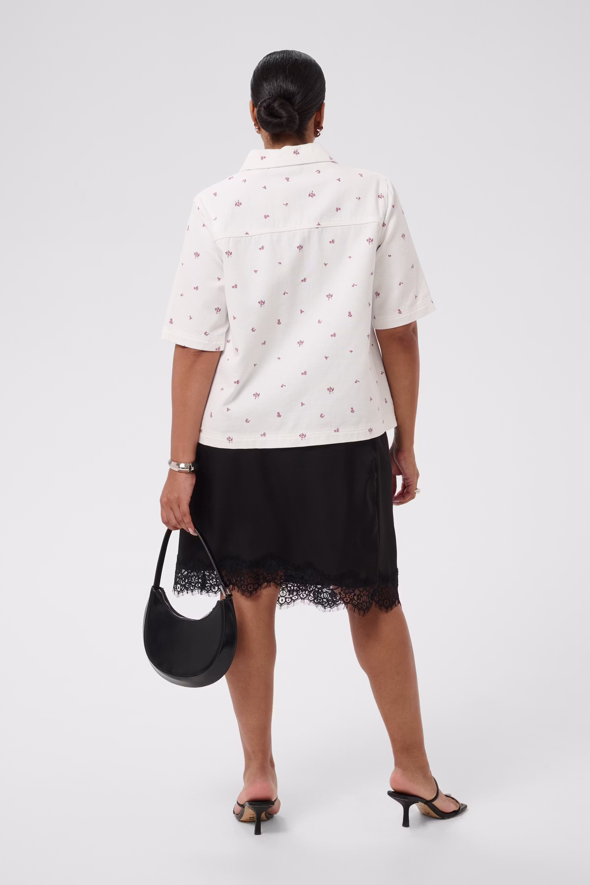 KCflorina Shirt LOOKBOOK BACK 10584632-1000272