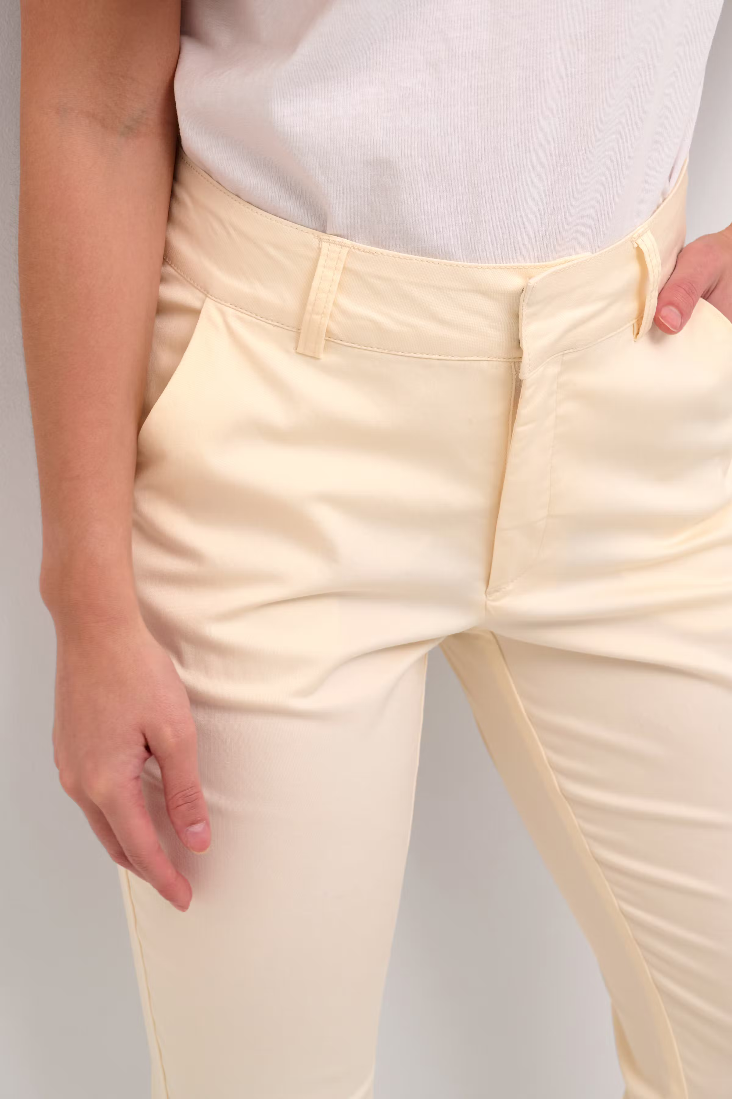 KAlea Bukser LOOKBOOK DETAIL 10505191-110105