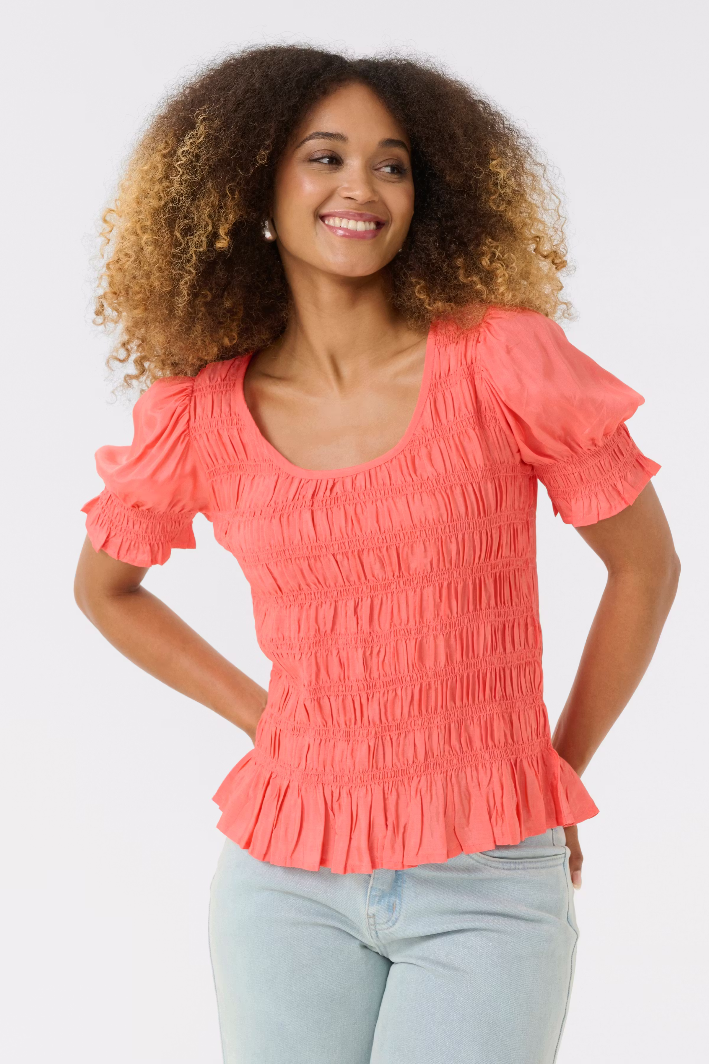 CRHenva Bluse LOOKBOOK FRONT 10612413-171643