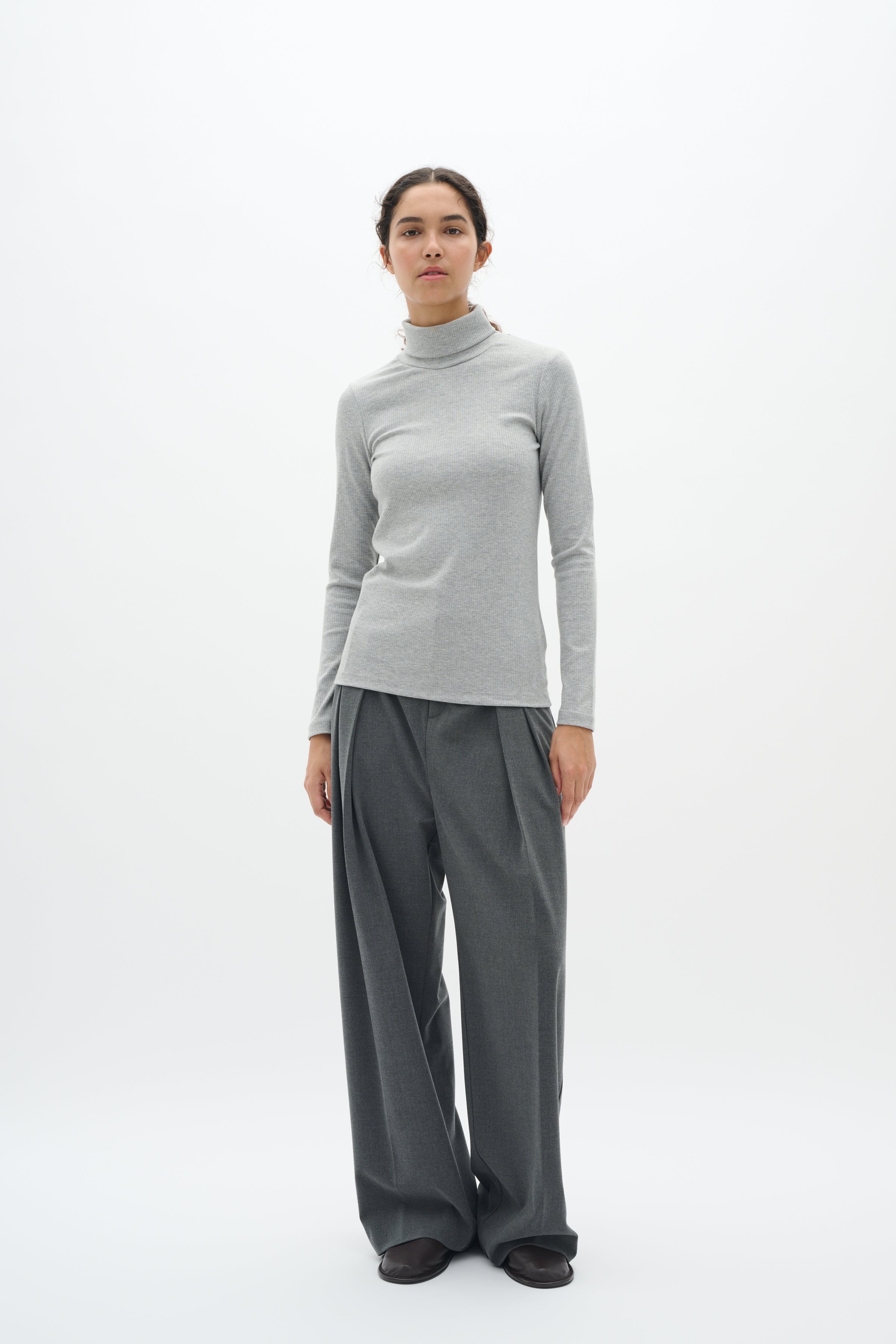 DagnaIW Rollneck Melange T-shirt LOOKBOOK FRONT 30109838-1740161