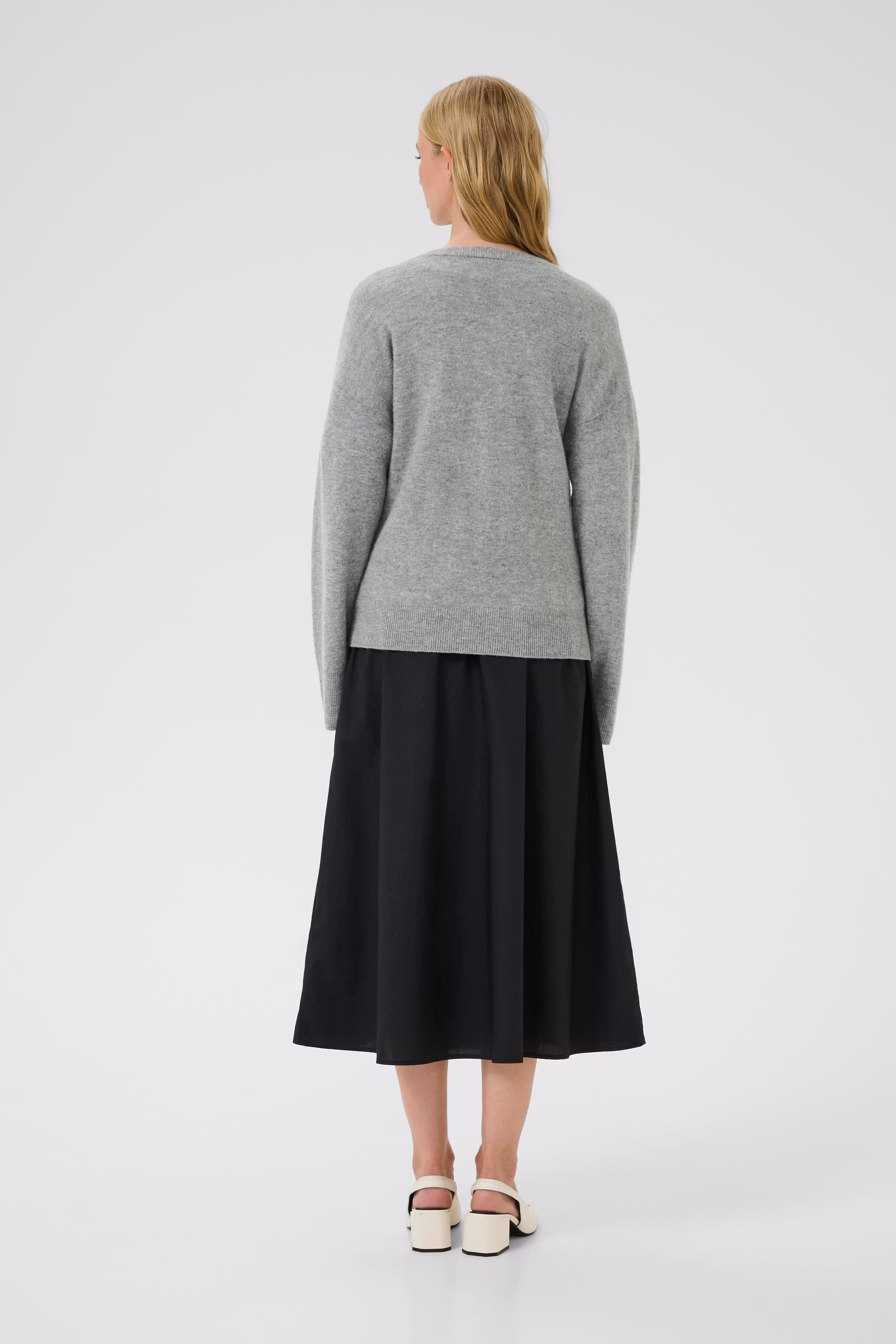 KBAnemone Pullover in 100% wool LOOKBOOK BACK 10105773-103702