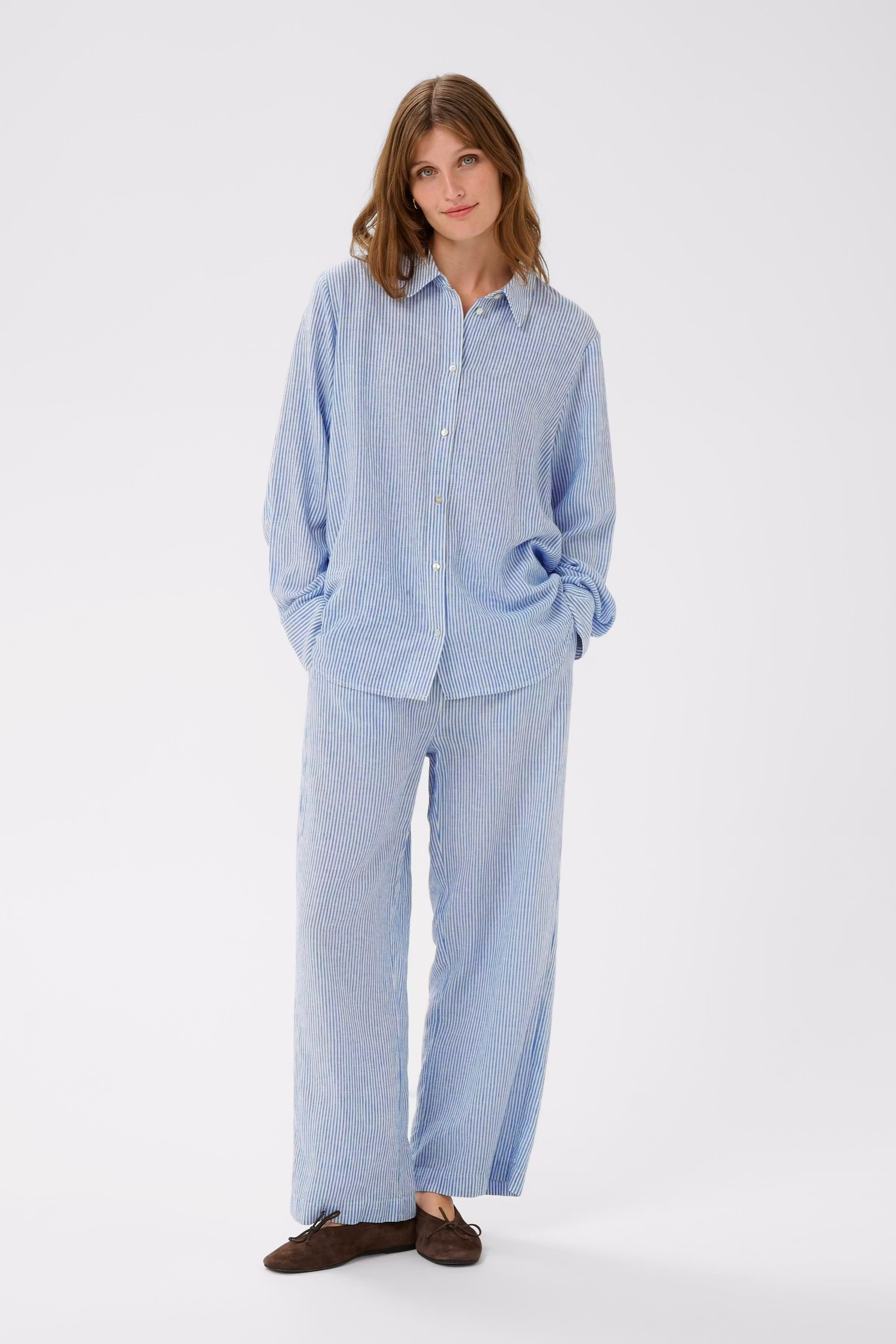 SLAria Skjorte LOOKBOOK FRONT 30409036-304702