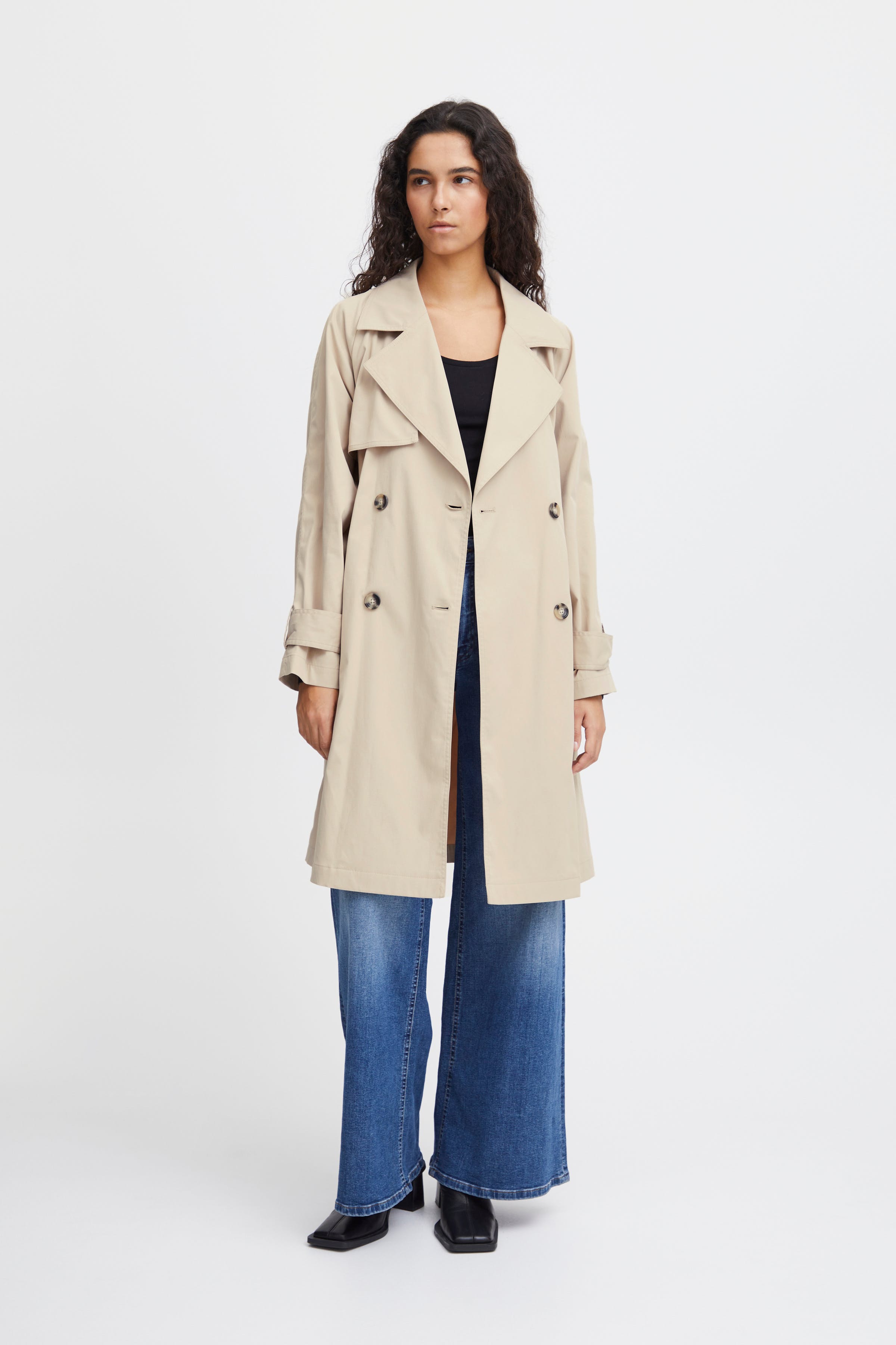 IHELOVA Ytterplagg LOOKBOOK FRONT 20117823-151308