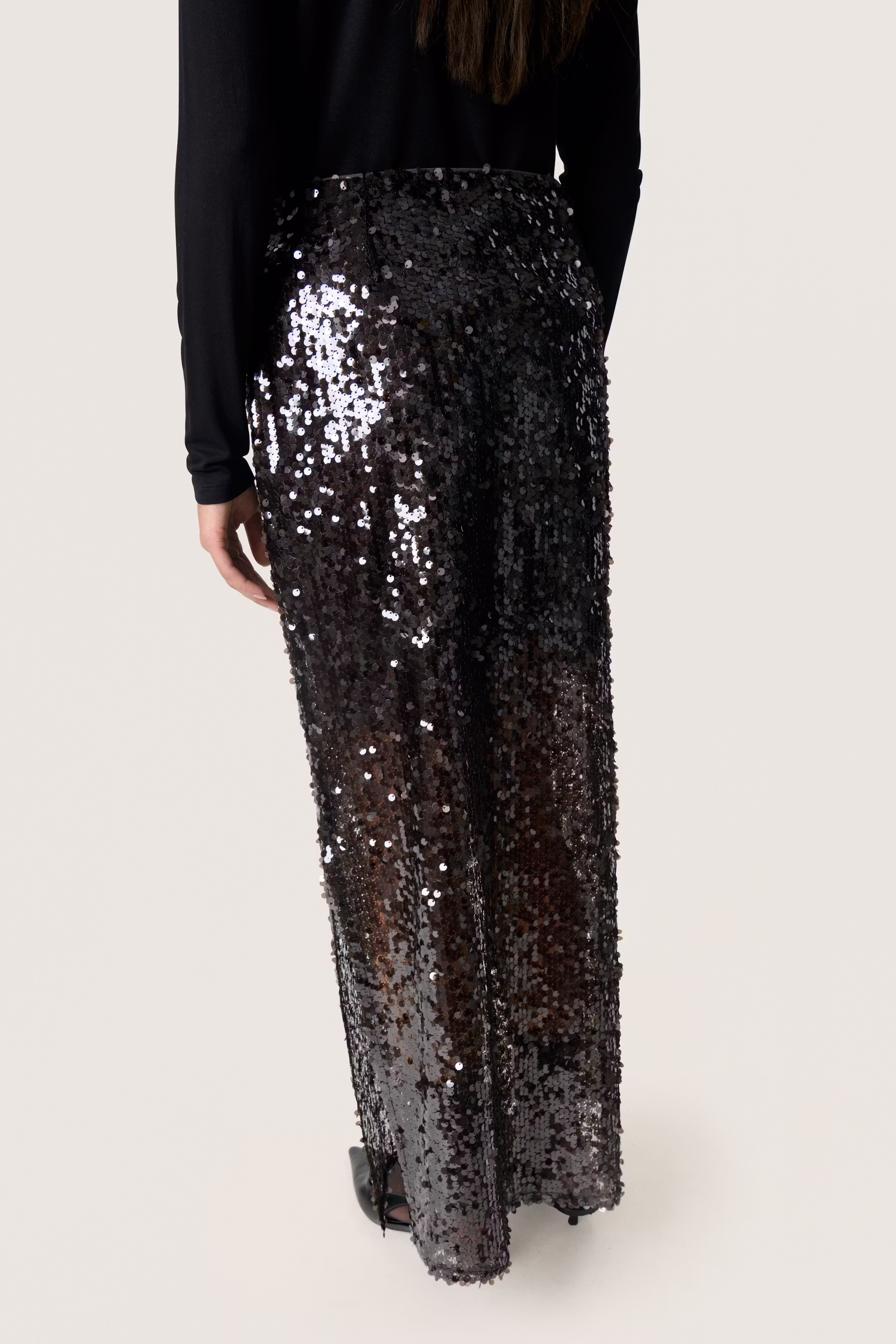 SLCochella Kjol LOOKBOOK BACK 30408627-191109