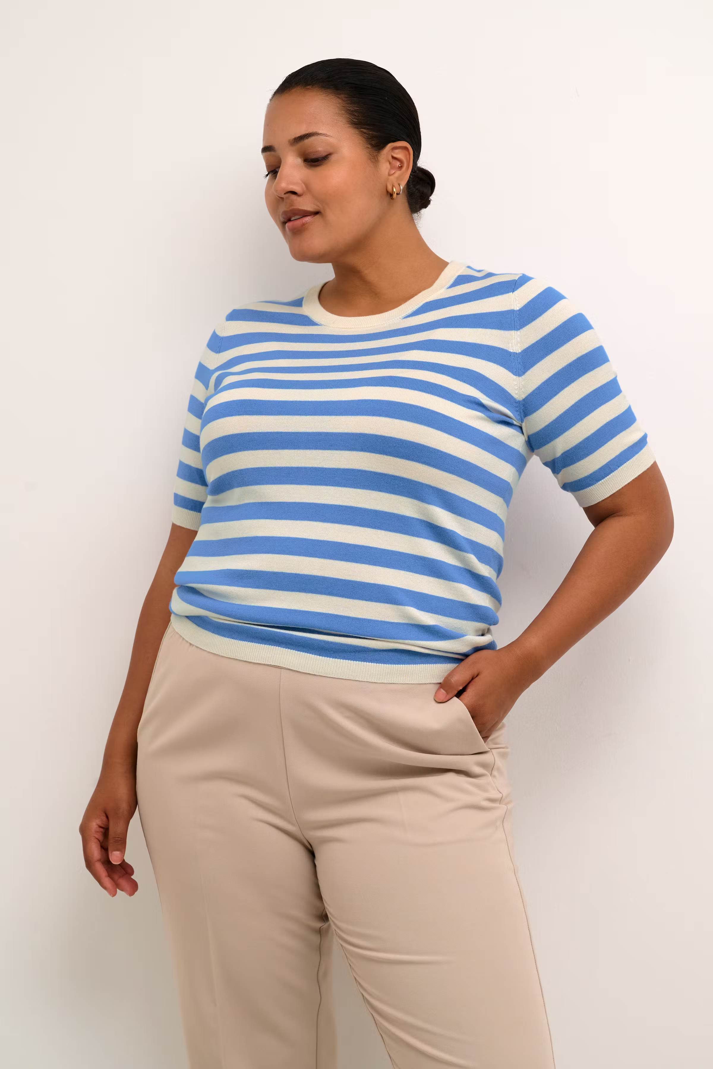 KCmalia Pullover LOCATION NONE 10582204-105490