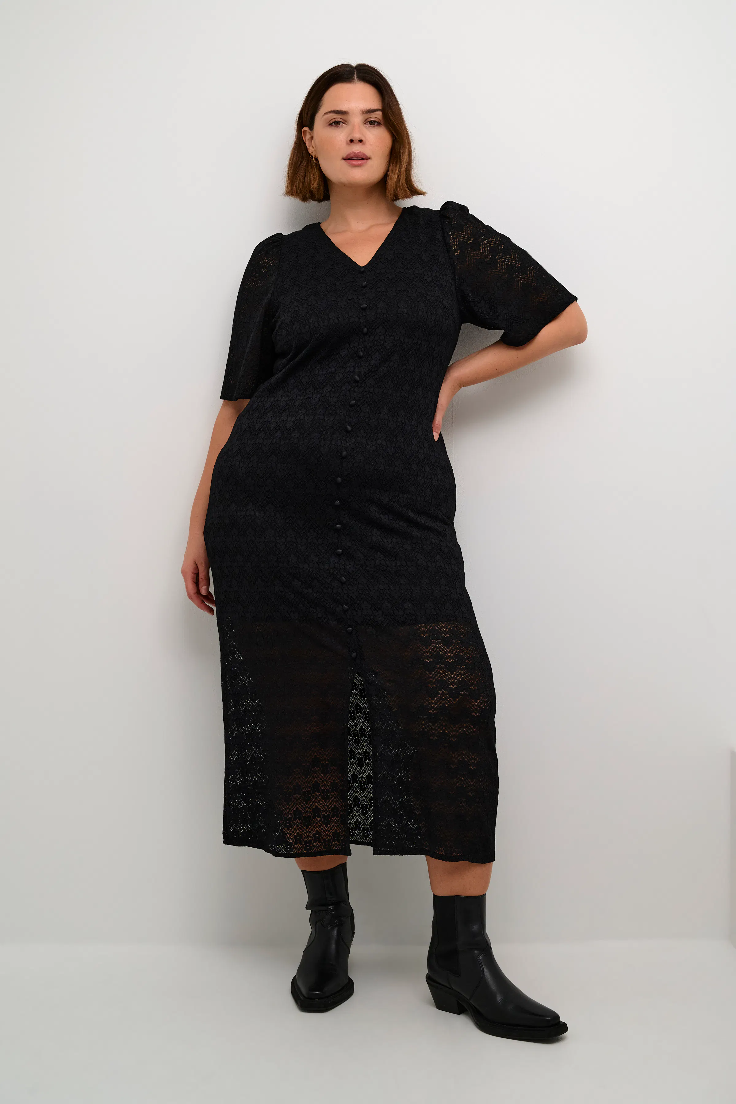 KCsamalia Spetsklänning LOOKBOOK FRONT 10582754-100121